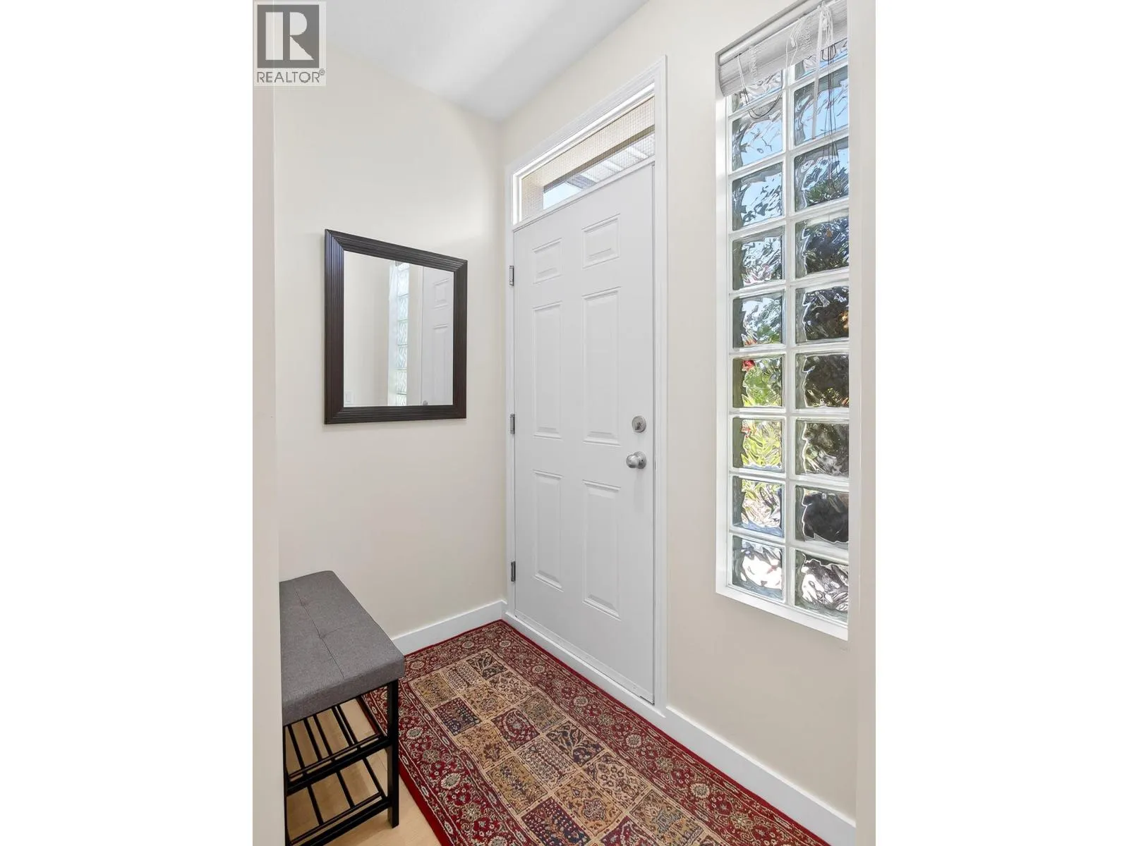 201 815 FIRST STREET
