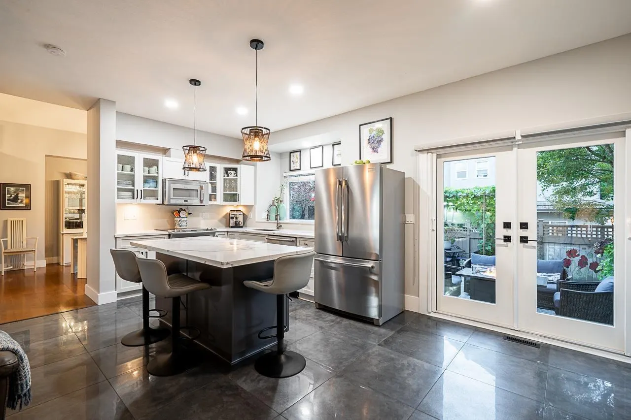 35 3363 ROSEMARY HEIGHTS CRESCENT
