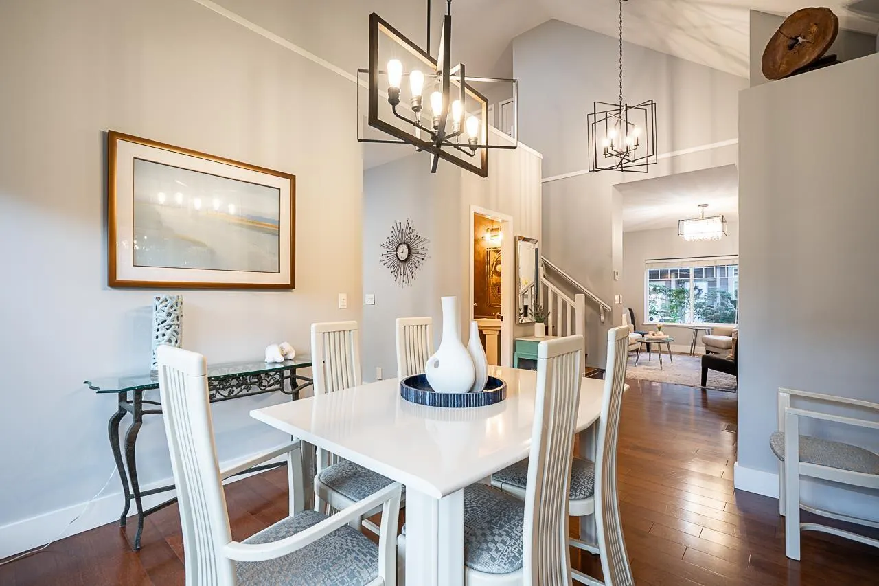35 3363 ROSEMARY HEIGHTS CRESCENT