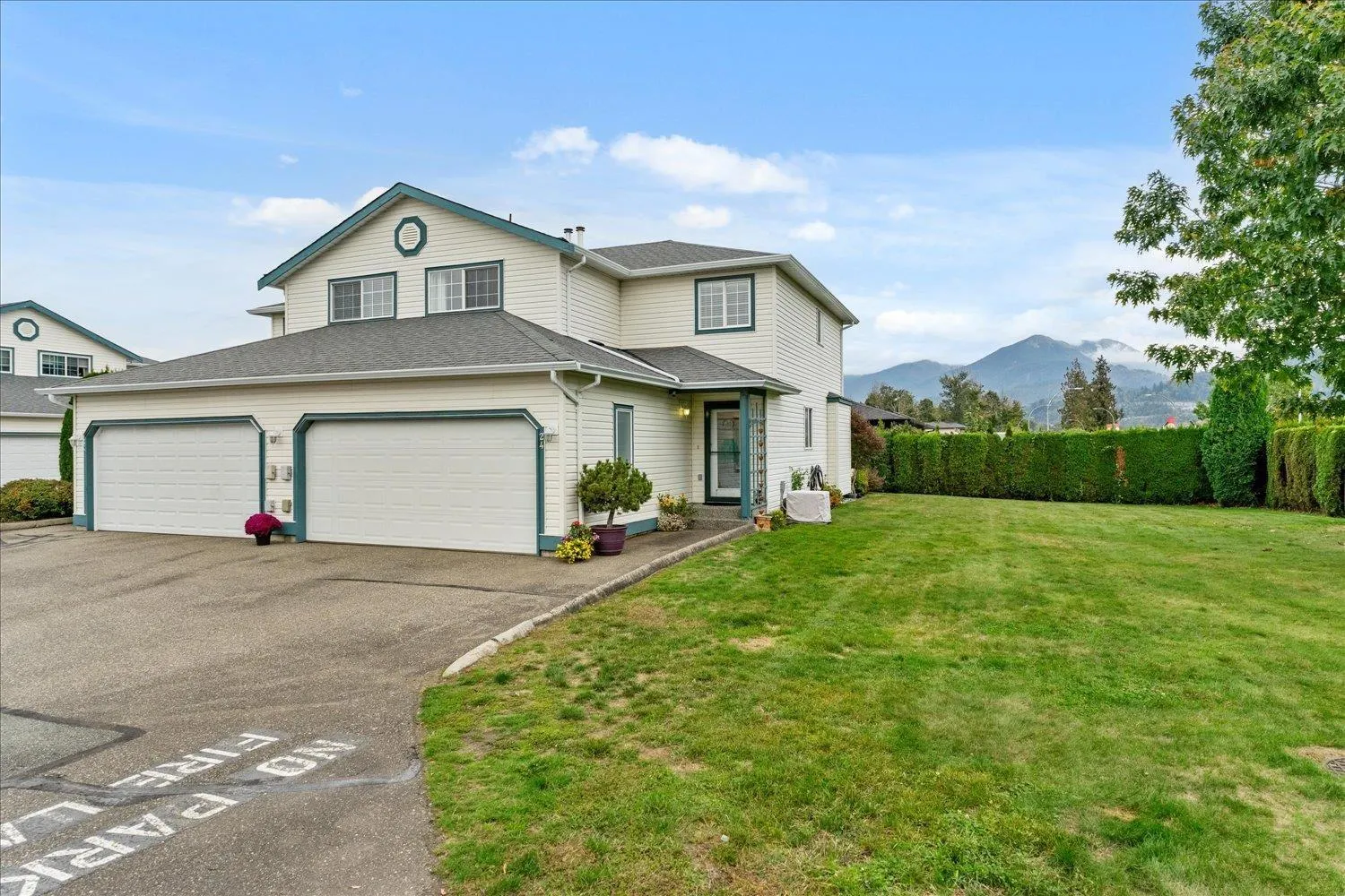 24 6434 VEDDER ROAD|Sardis South
