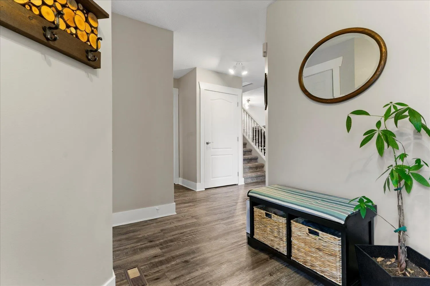24 6434 VEDDER ROAD|Sardis South