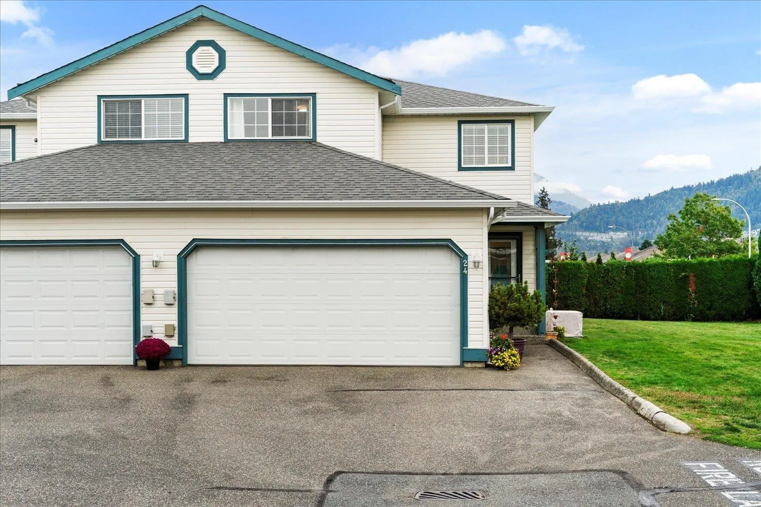 24 6434 VEDDER ROAD|Sardis South