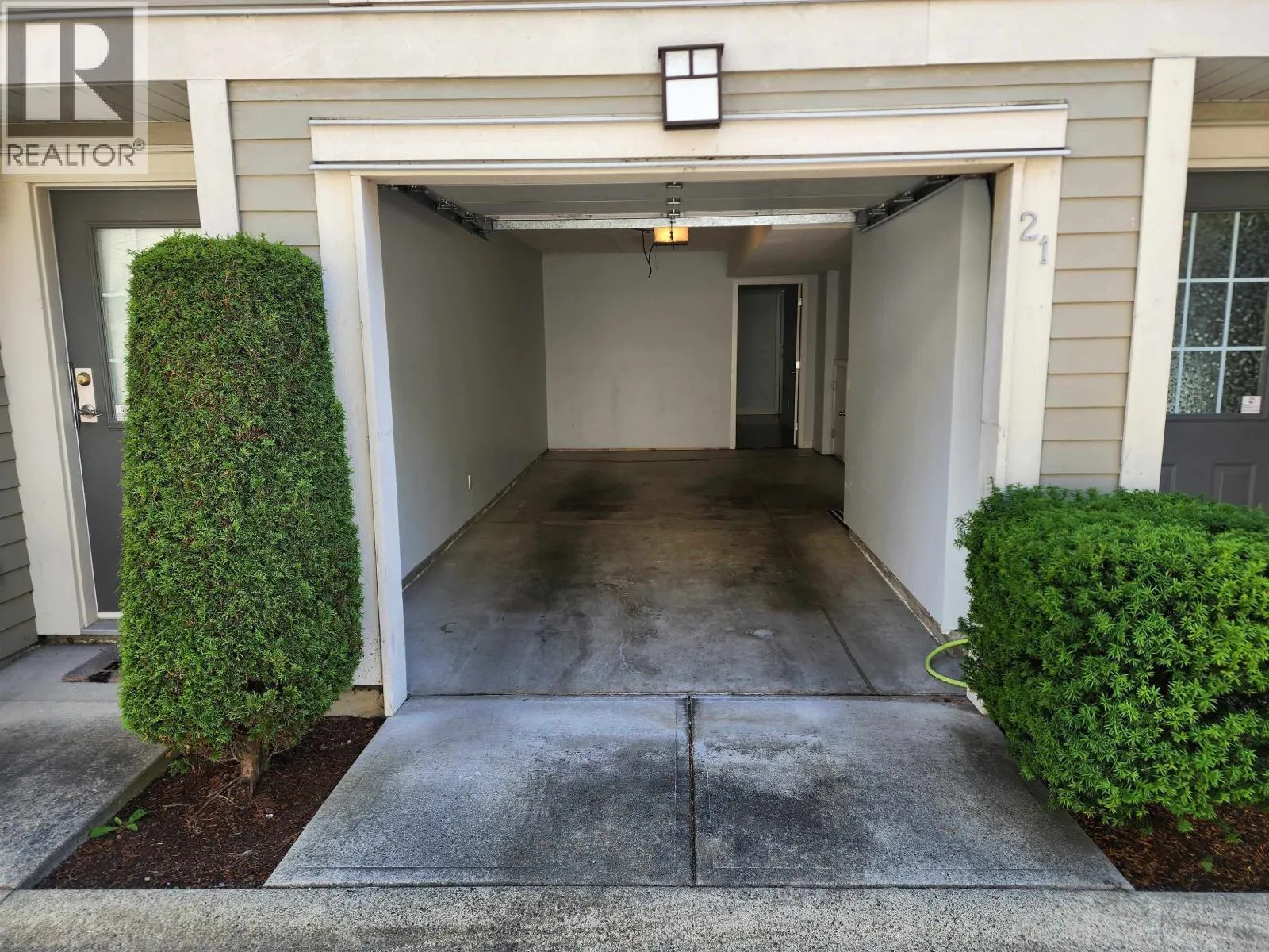 21 8080 FRANCIS ROAD