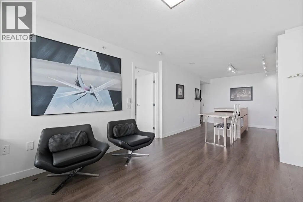 1901 988 QUAYSIDE DRIVE