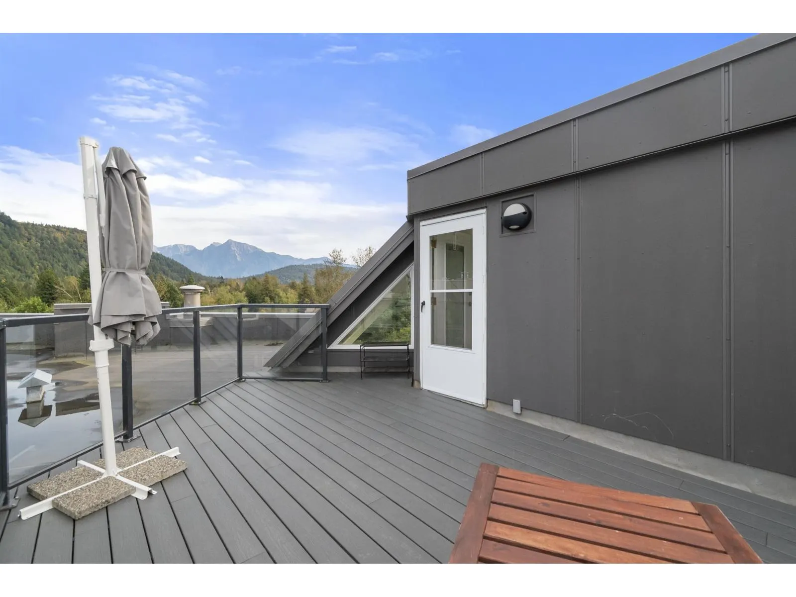 317 378 ESPLANADE AVENUE|Harrison Hot Springs