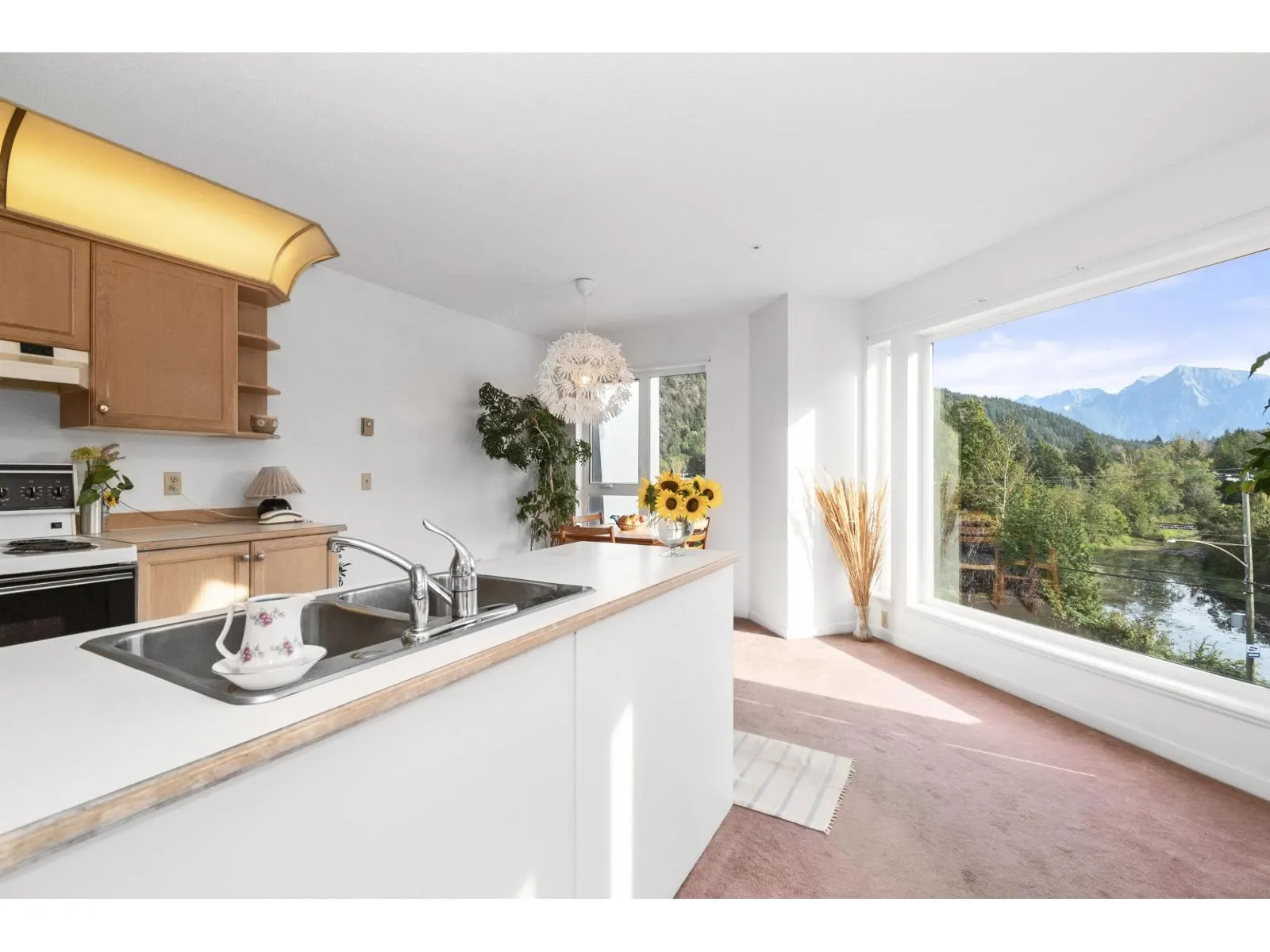 317 378 ESPLANADE AVENUE|Harrison Hot Springs