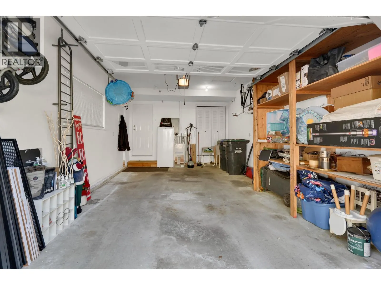 10 2401 MAMQUAM ROAD