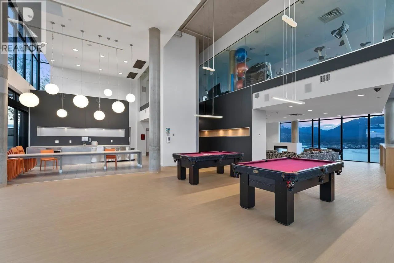 1701 108 W CORDOVA STREET