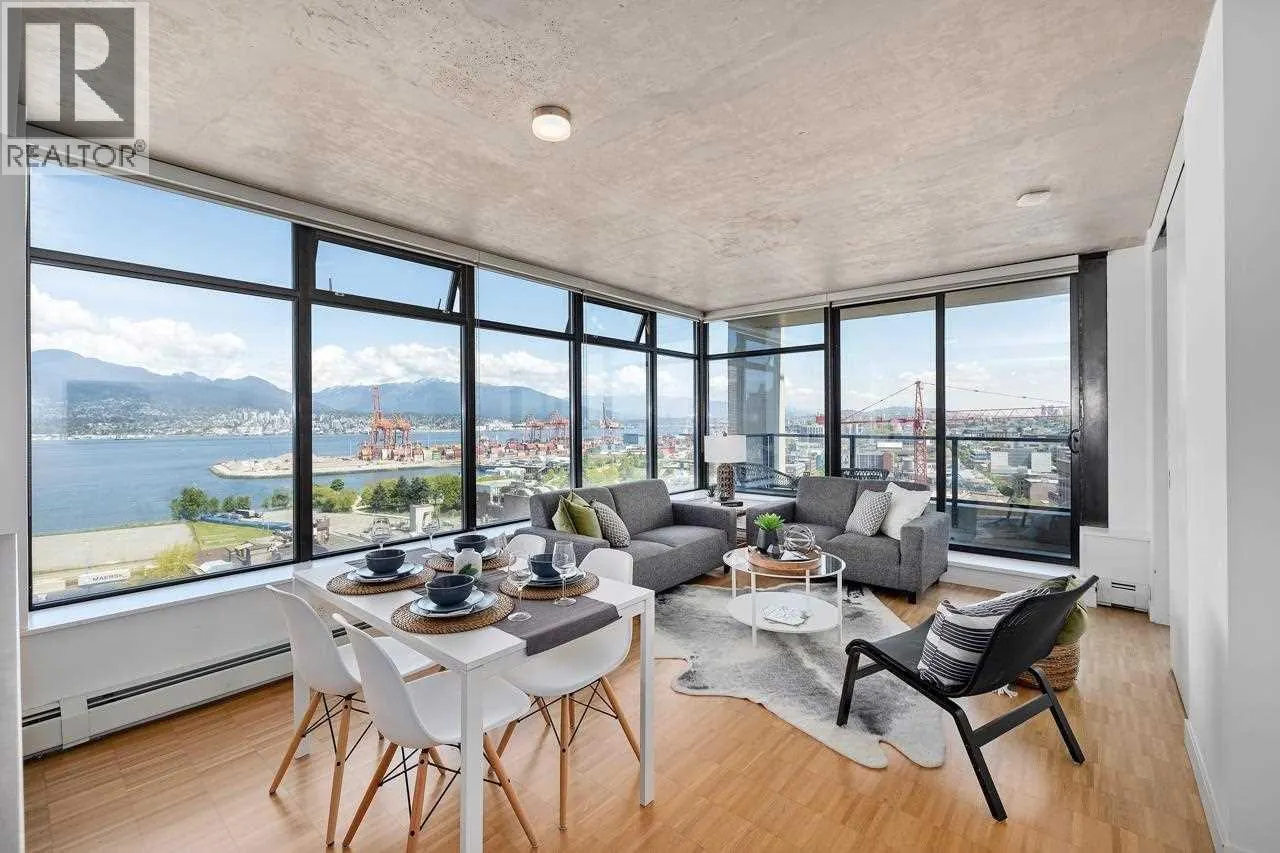 1701 108 W CORDOVA STREET