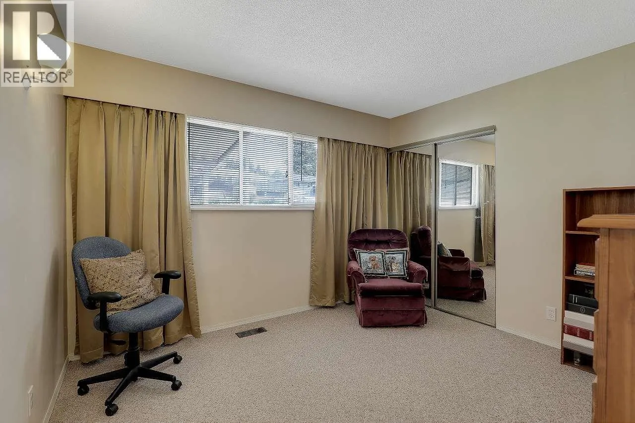 6407 LOUGHEED HIGHWAY