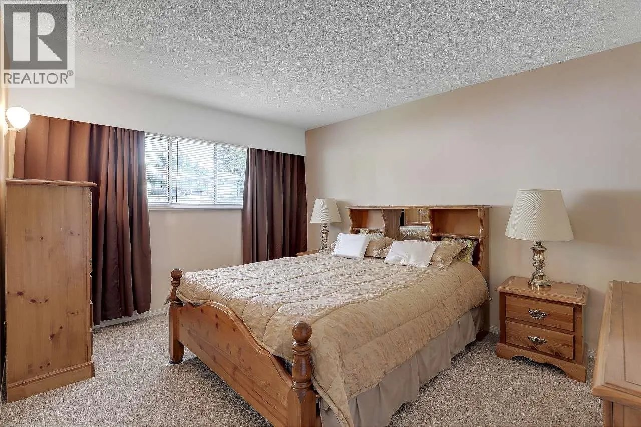 6407 LOUGHEED HIGHWAY