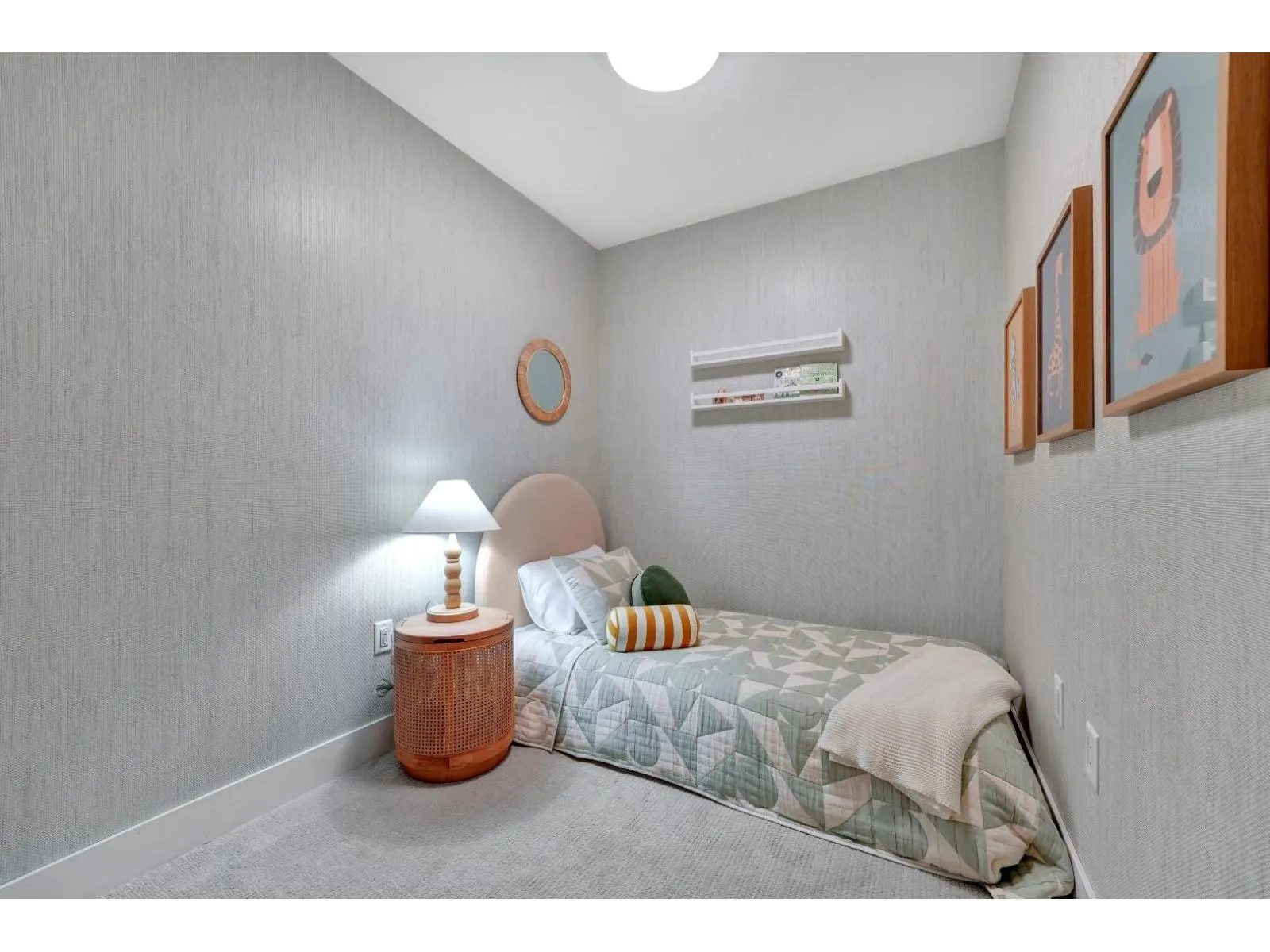 B206 5360 204TH STREET