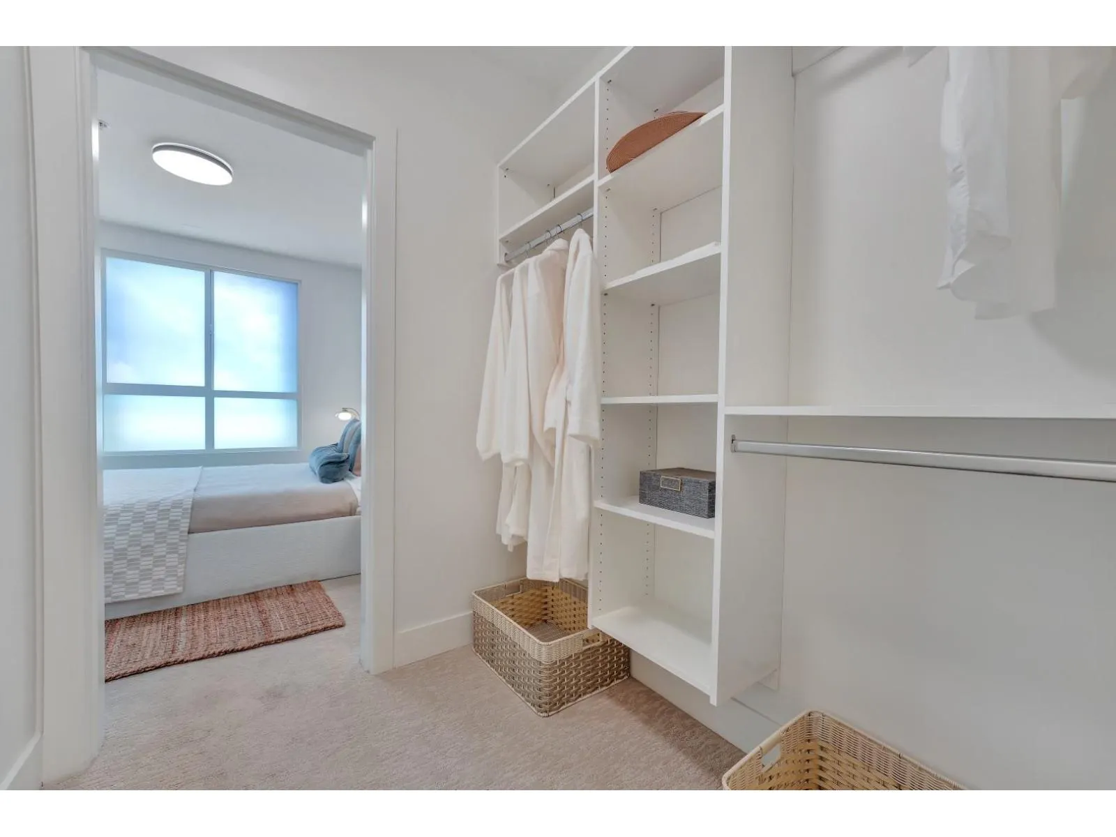 B206 5360 204TH STREET