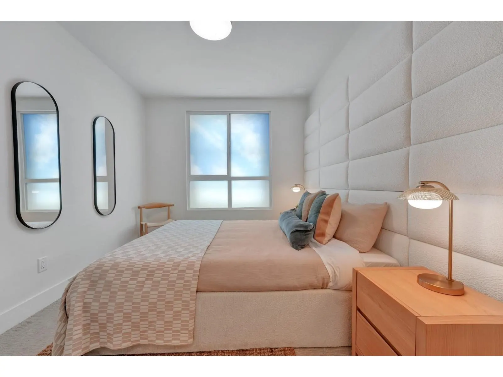 B206 5360 204TH STREET
