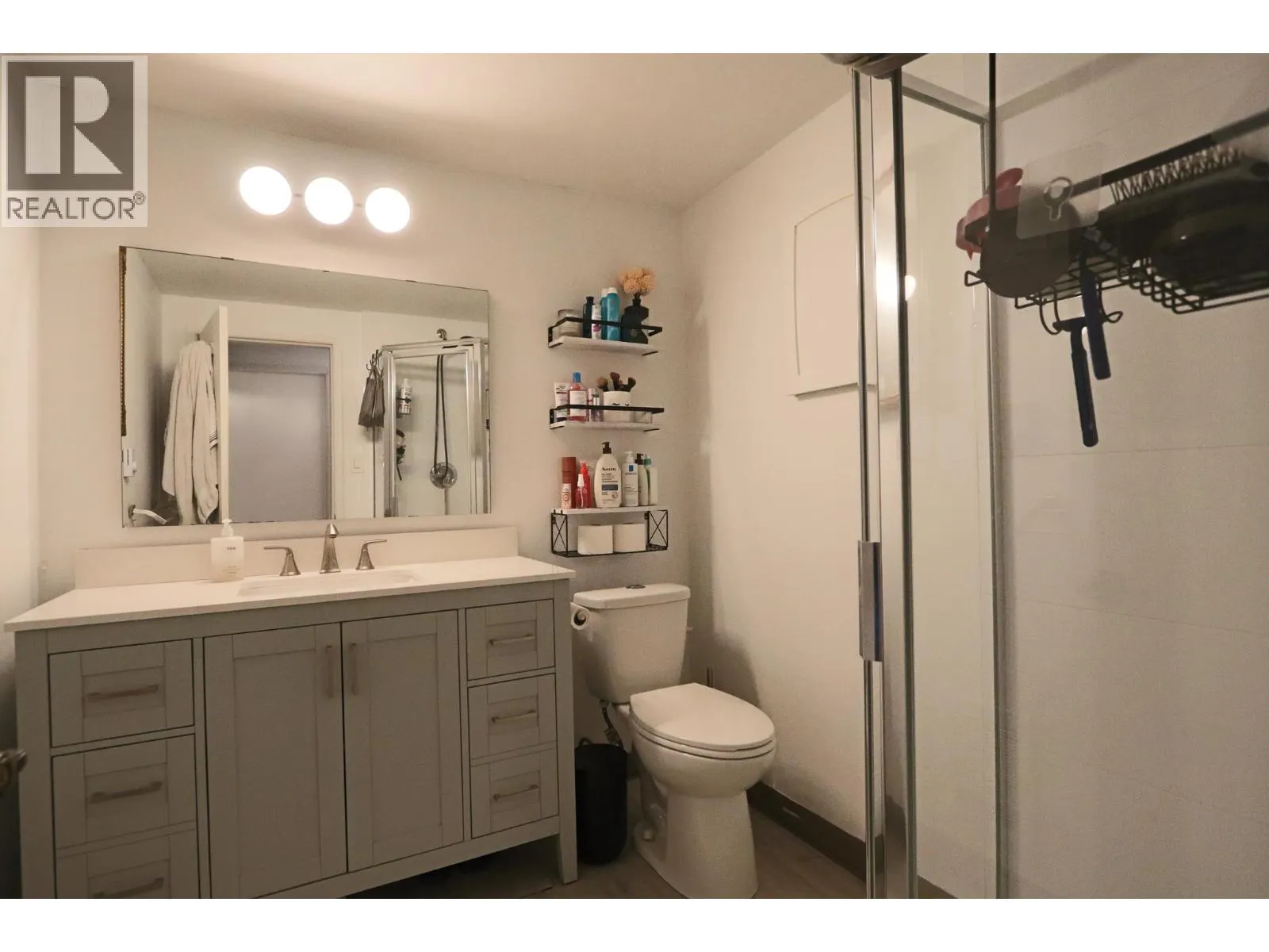 4591 WOODGREEN DRIVE