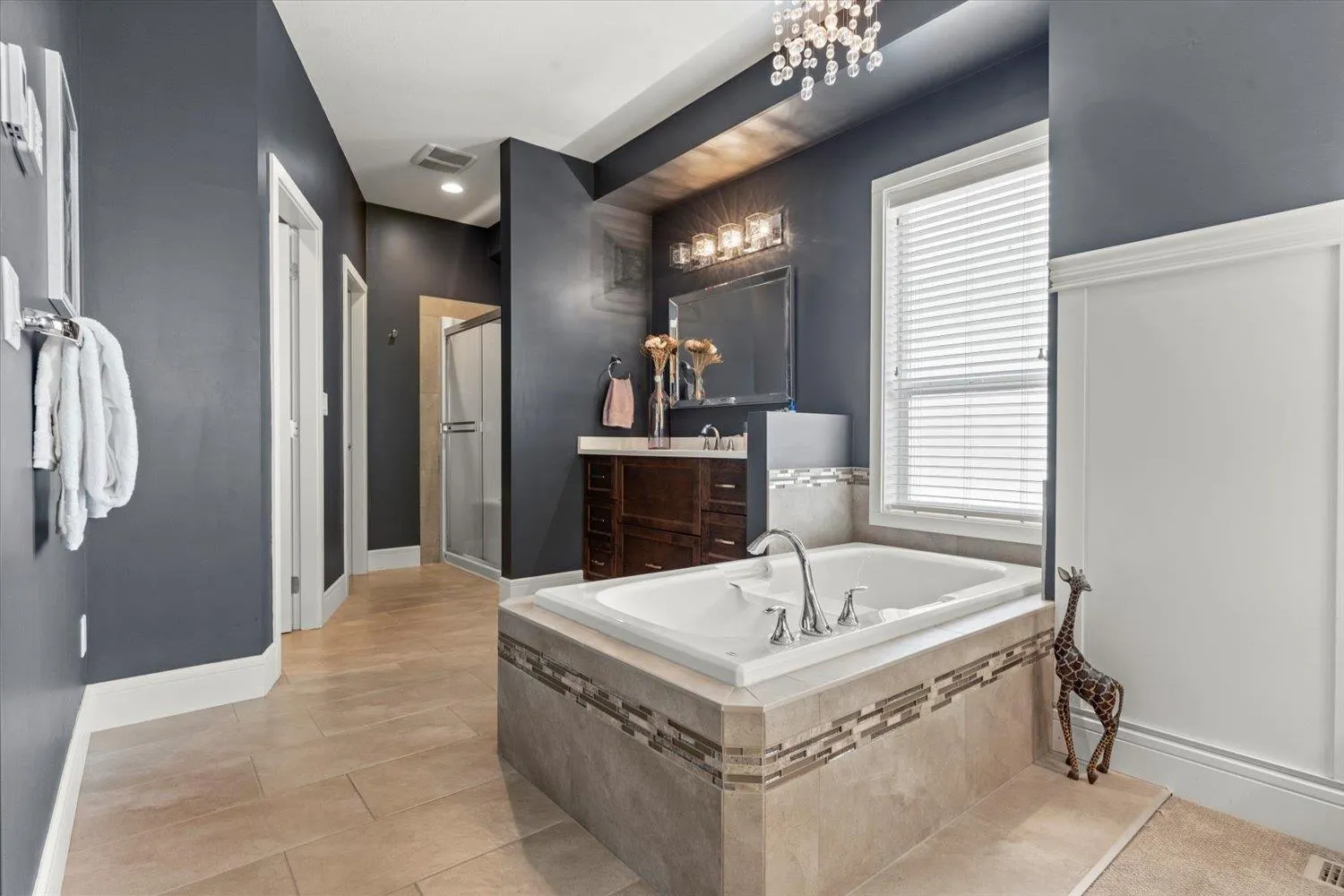 51137 SOPHIE CRESCENT|Eastern Hillsides