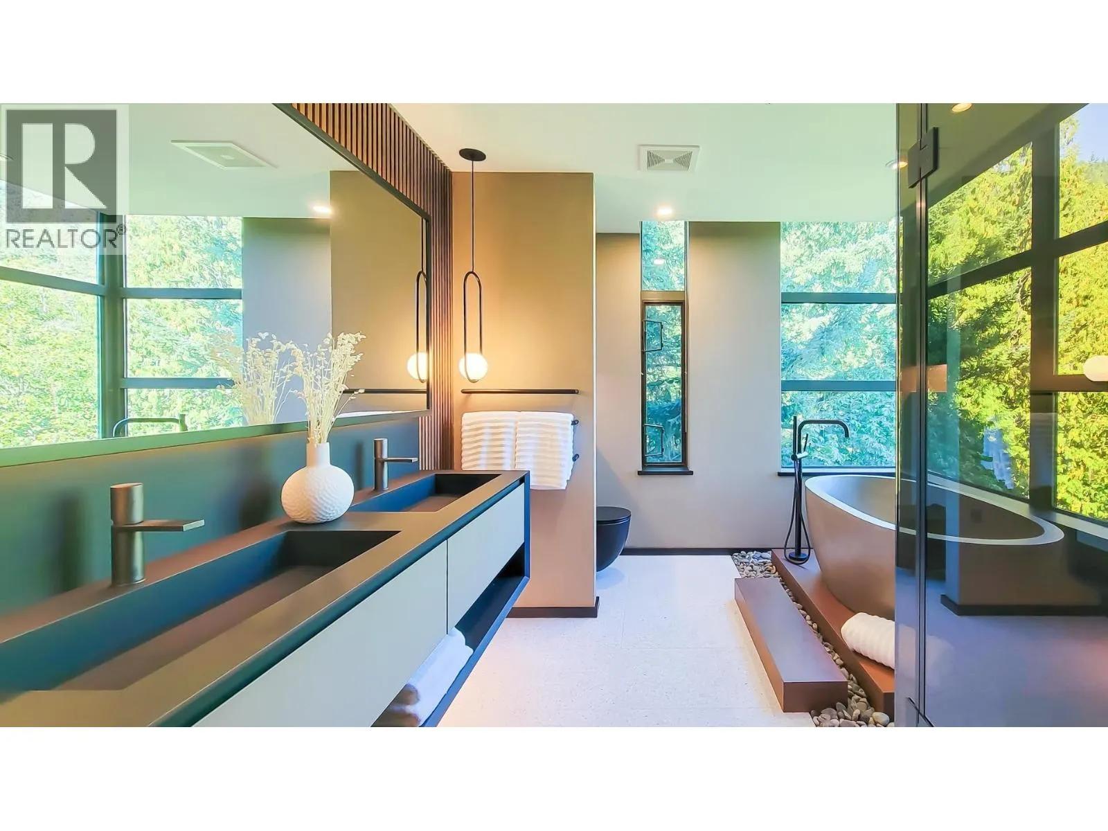 1201 3315 CYPRESS PLACE