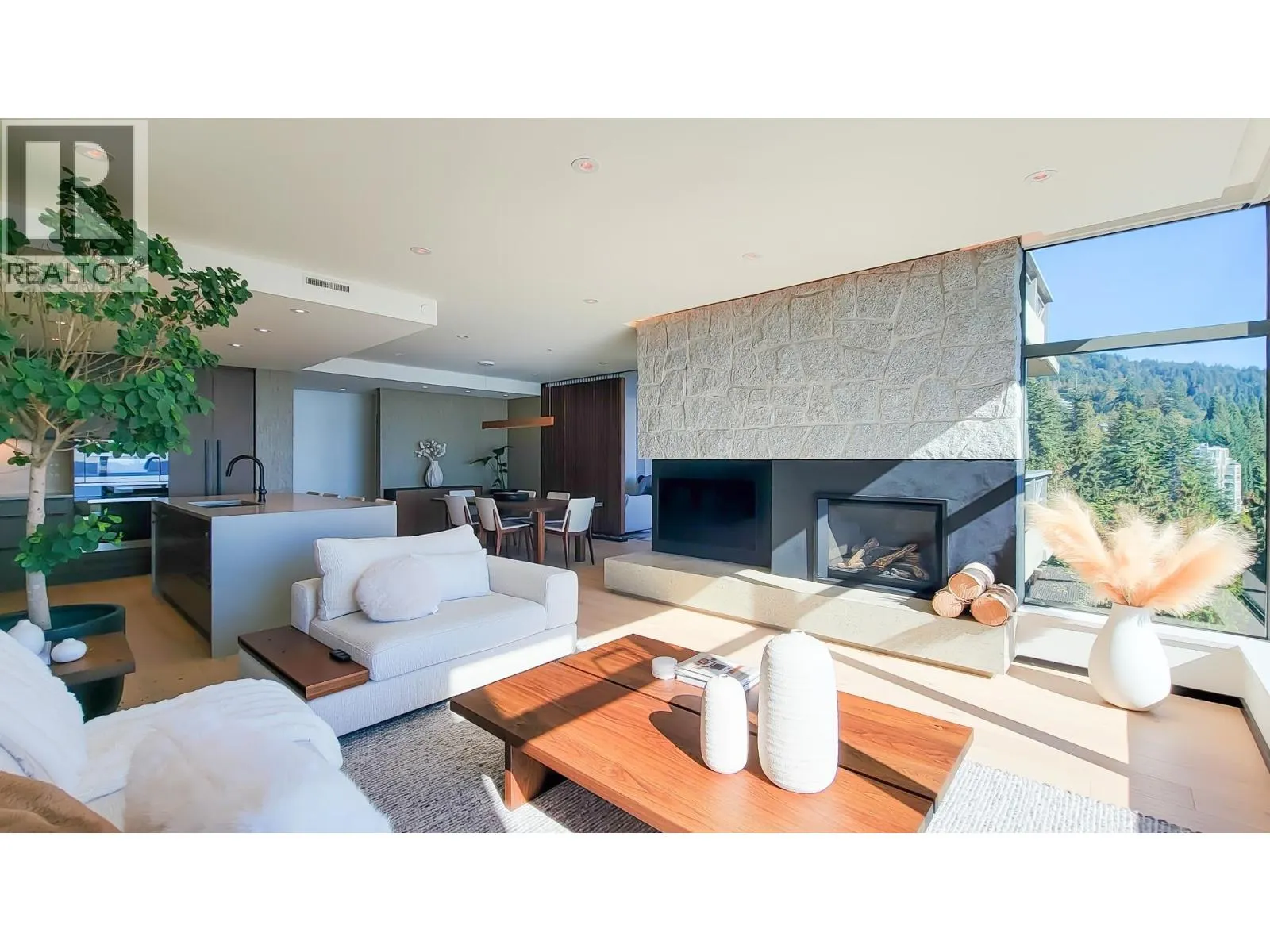 1201 3315 CYPRESS PLACE