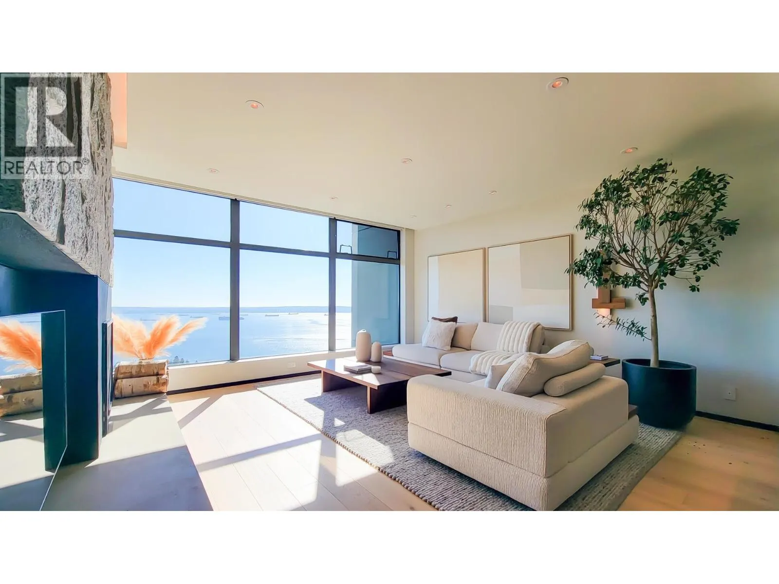 1201 3315 CYPRESS PLACE