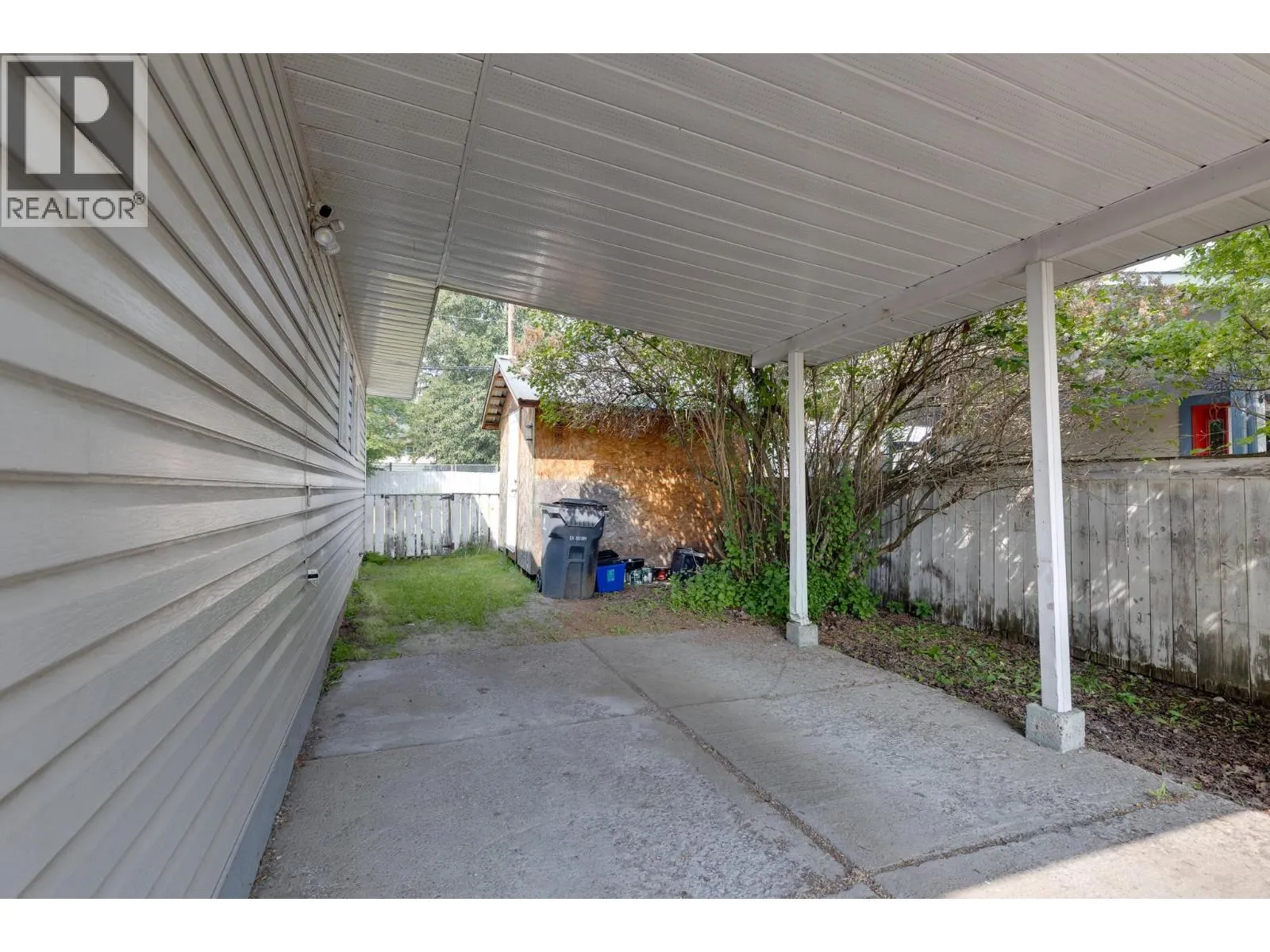 545 EWERT STREET