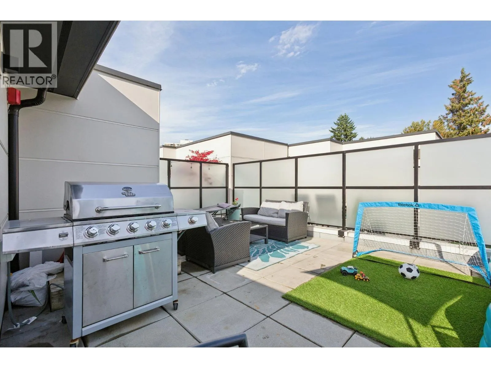 173 2035 GLENAIRE DRIVE