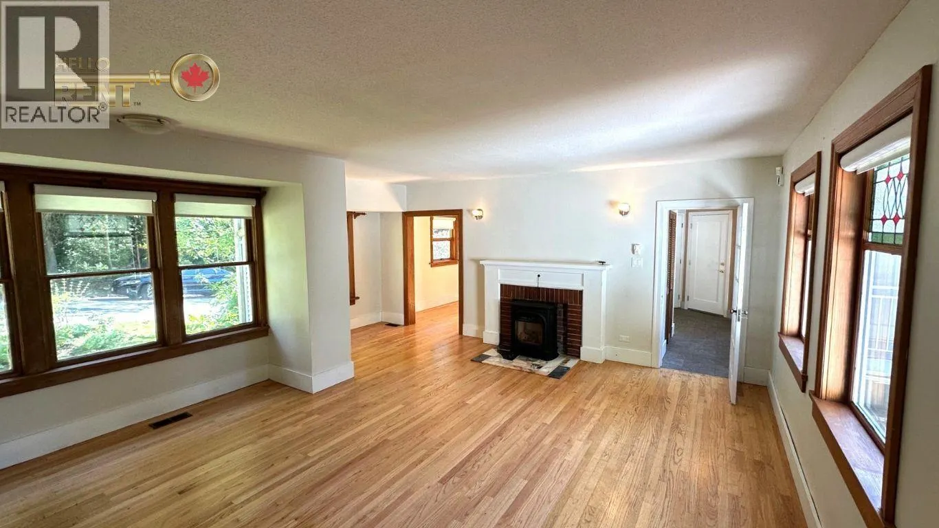 3009 ST. ANDREWS AVENUE