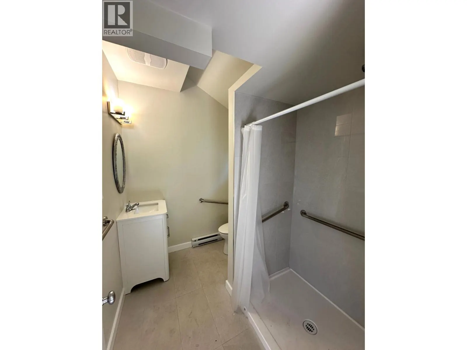 3009 ST. ANDREWS AVENUE
