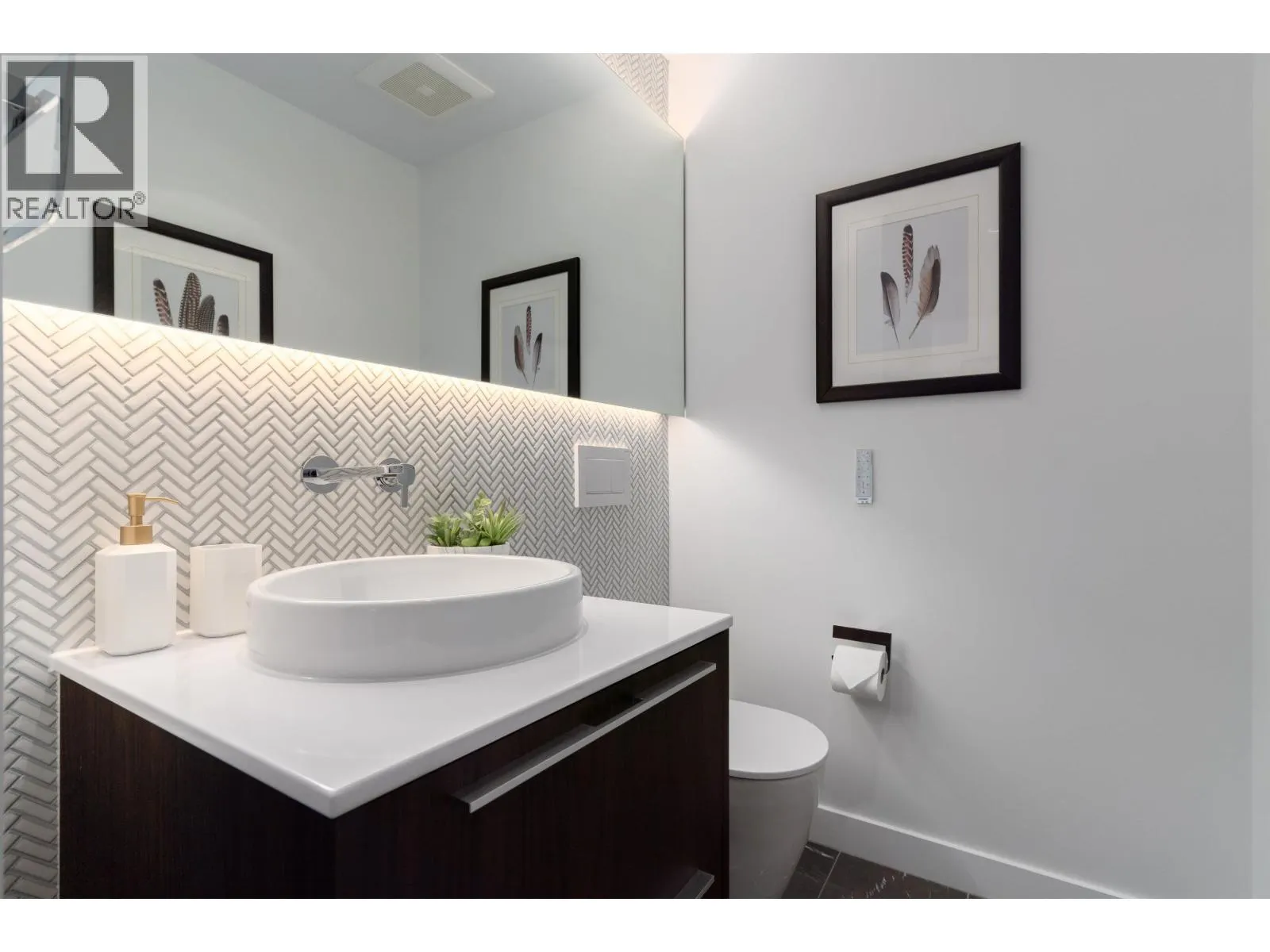1205 6622 PEARSON WAY