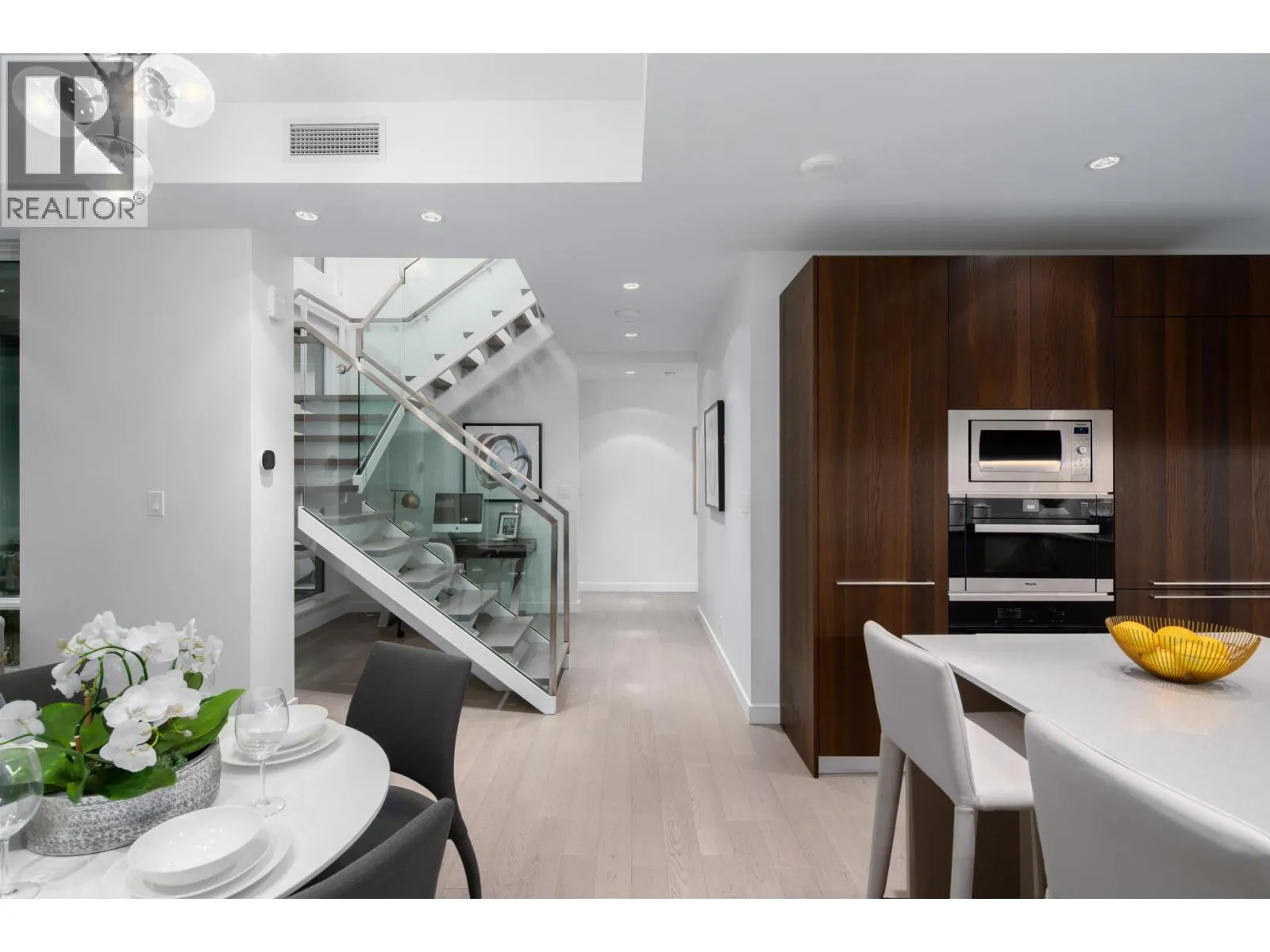 1205 6622 PEARSON WAY