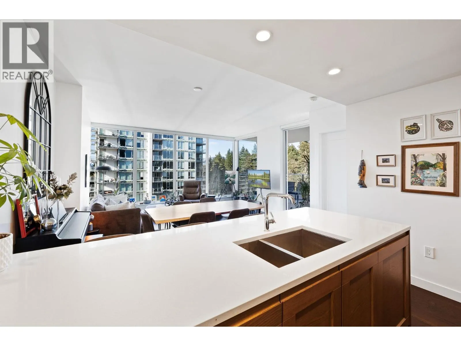 1603 5629 BIRNEY AVENUE