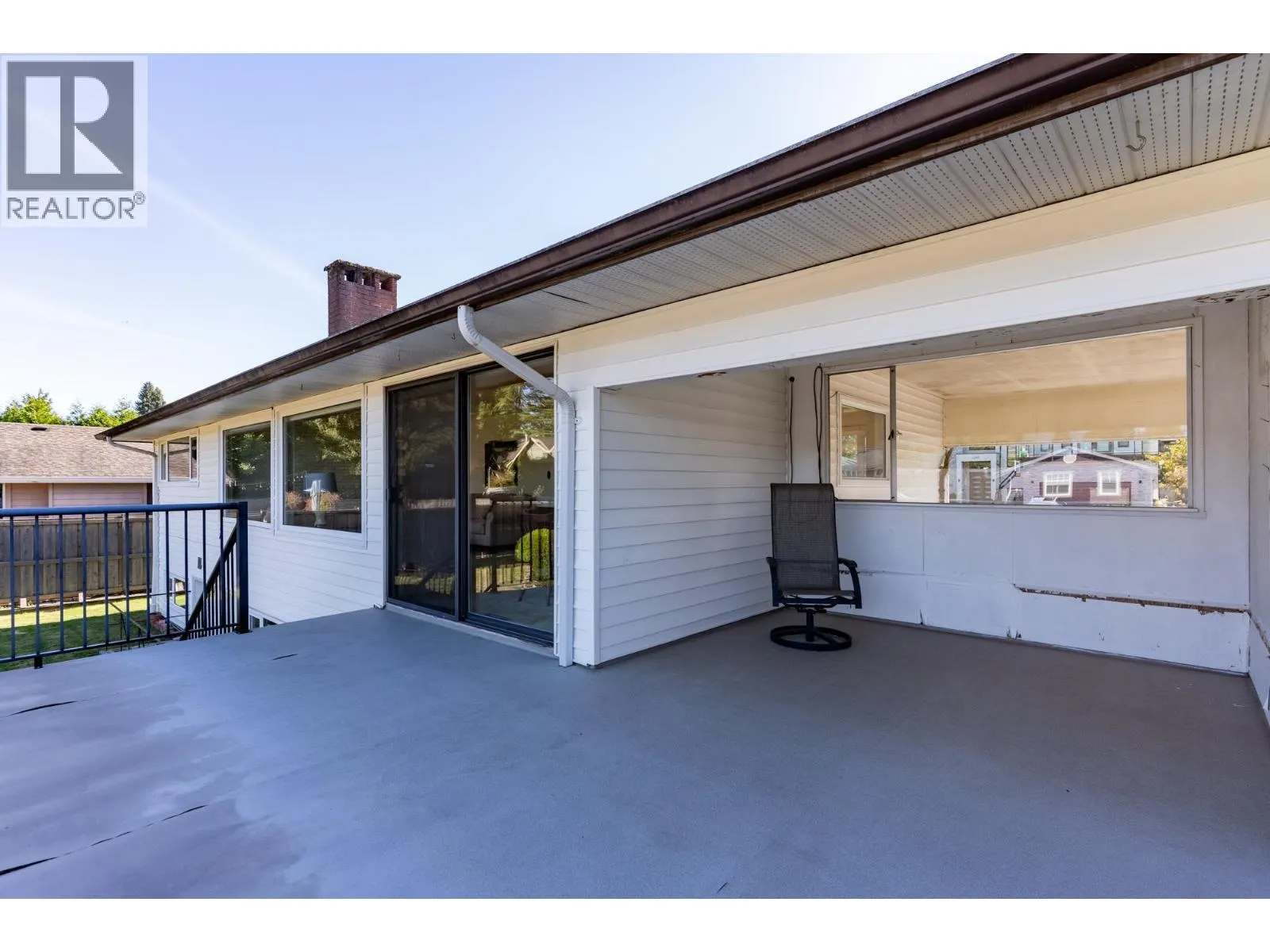 1349 SUMMIT DRIVE