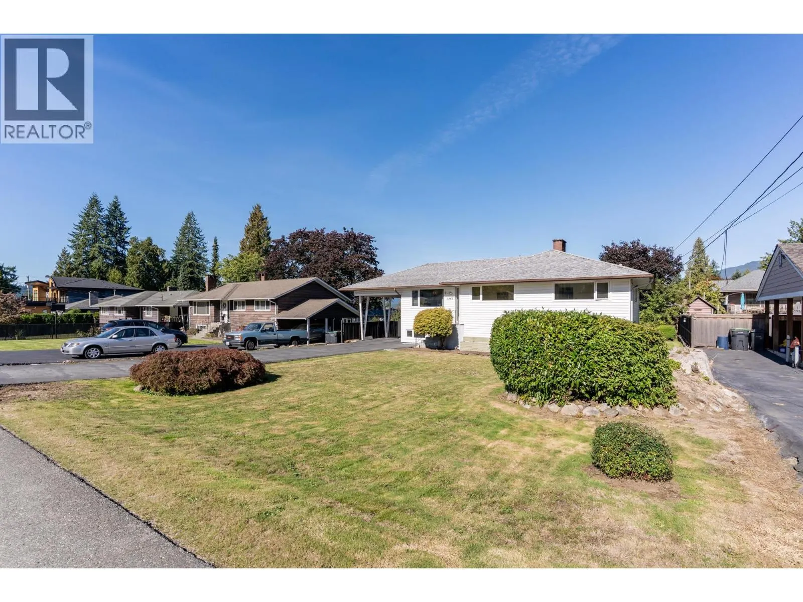 1349 SUMMIT DRIVE