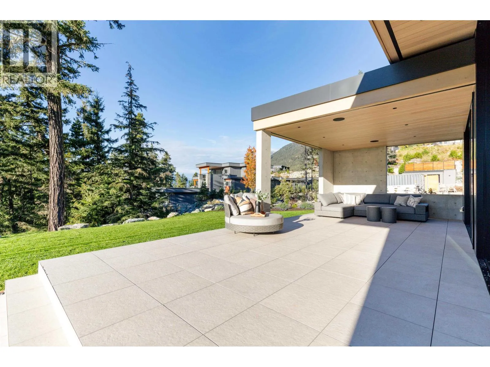 9257 WEDGEMOUNT PLATEAU DRIVE