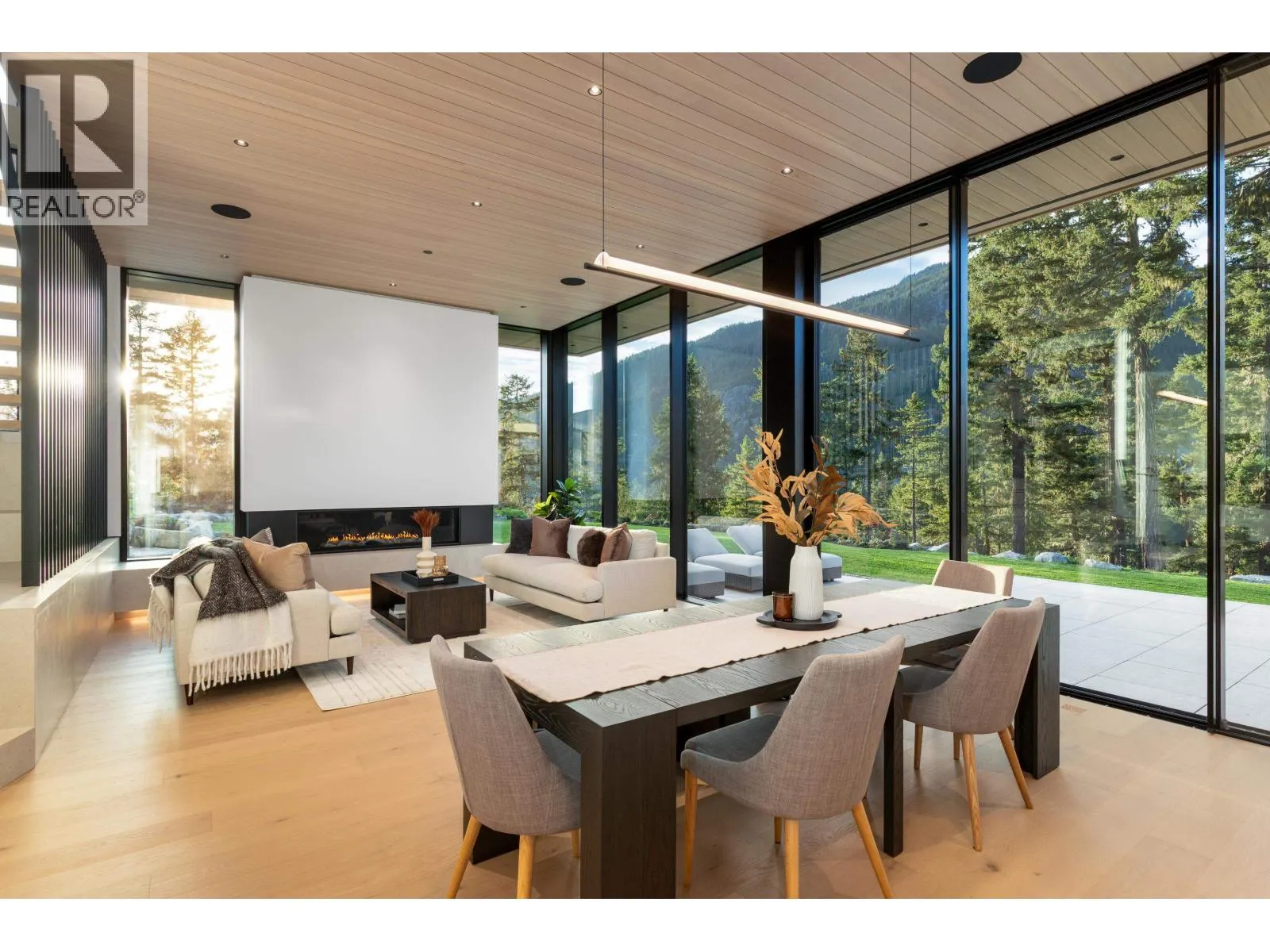 9257 WEDGEMOUNT PLATEAU DRIVE