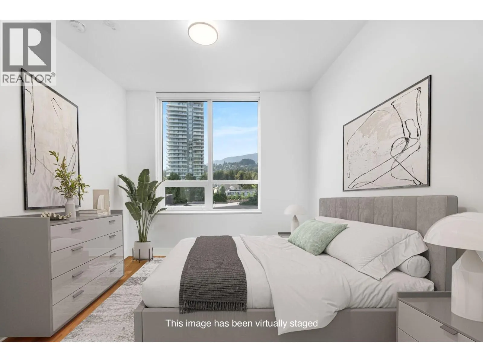 606 1632 LIONS GATE LANE