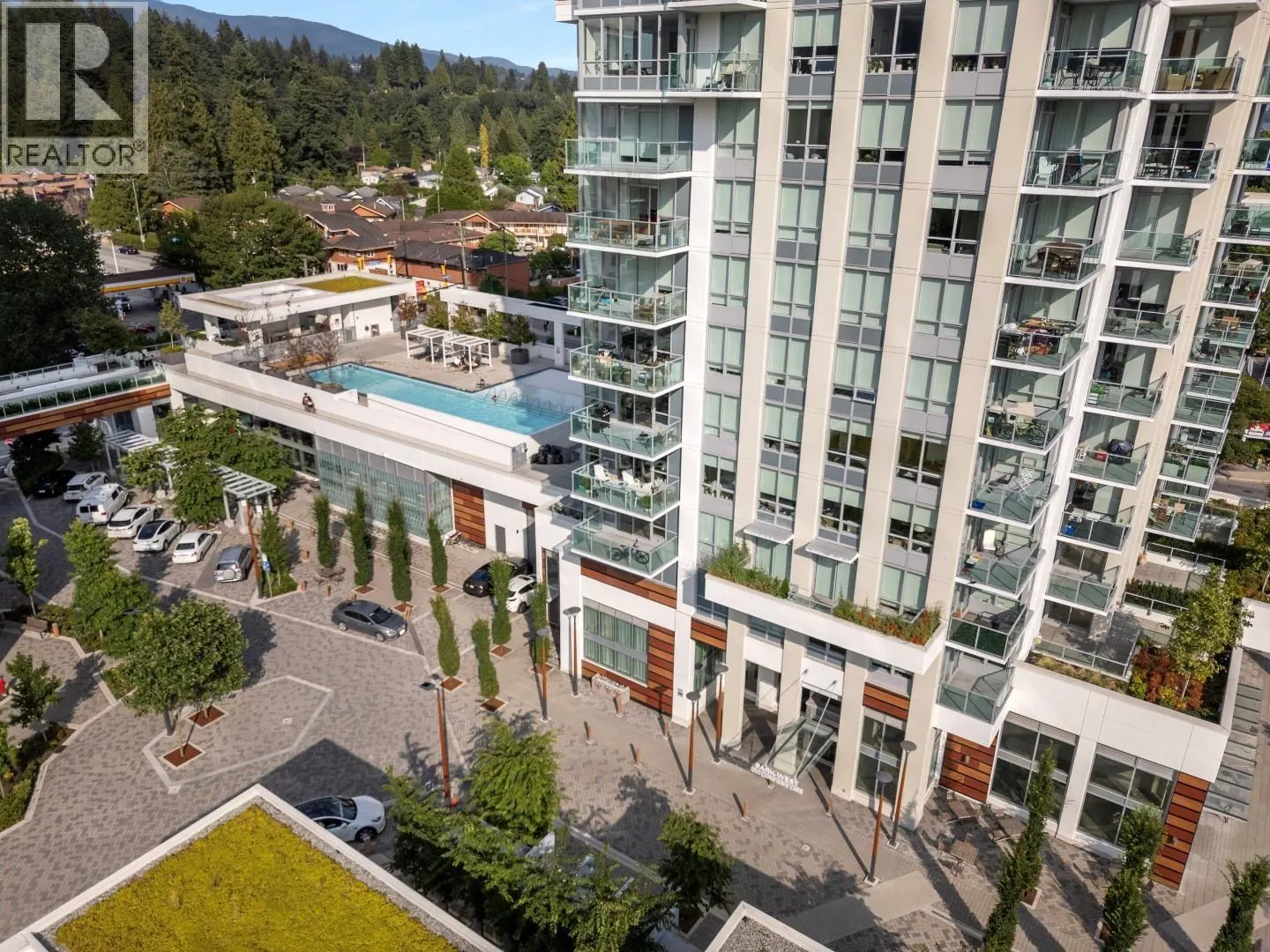 606 1632 LIONS GATE LANE
