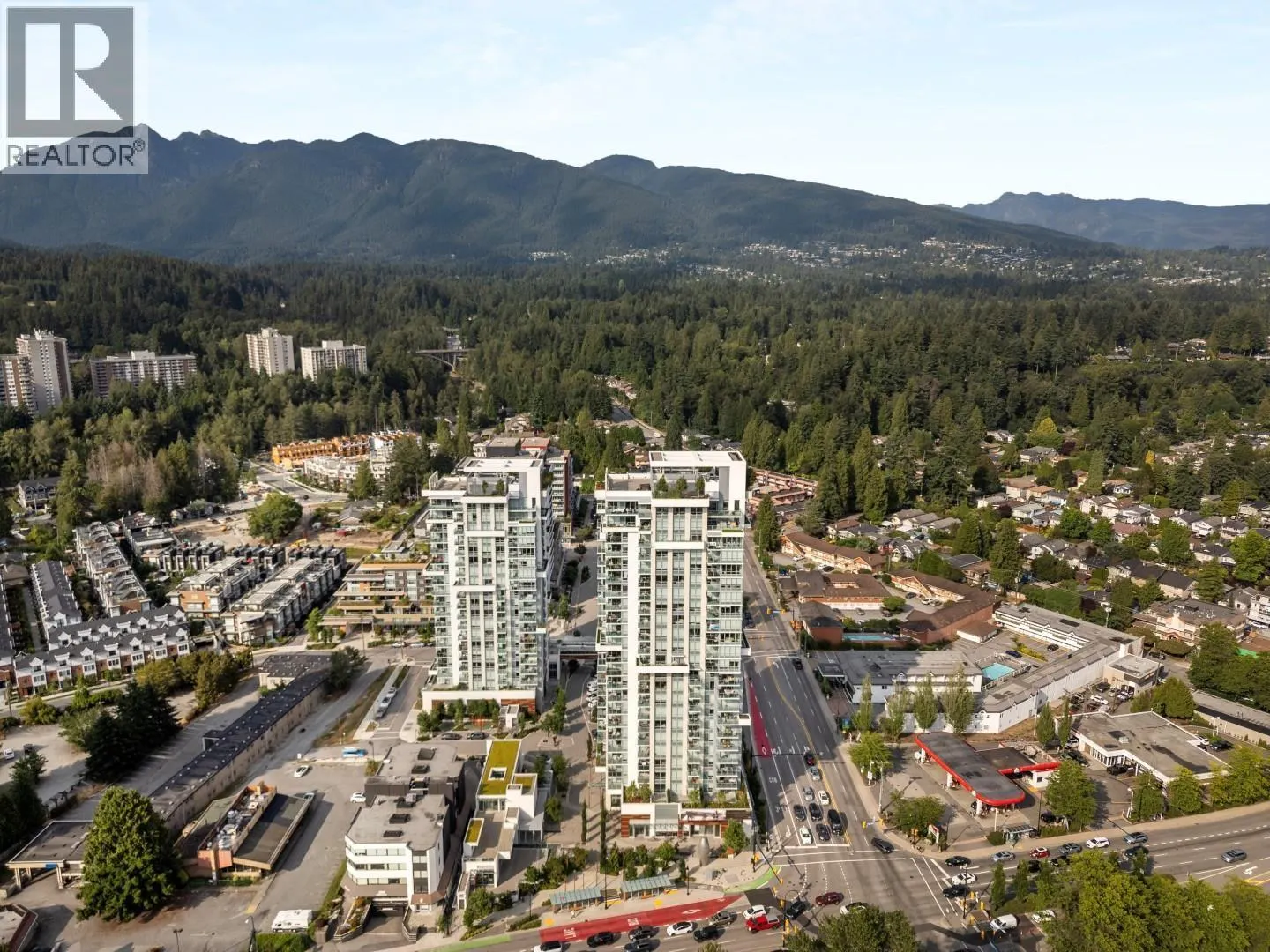 606 1632 LIONS GATE LANE