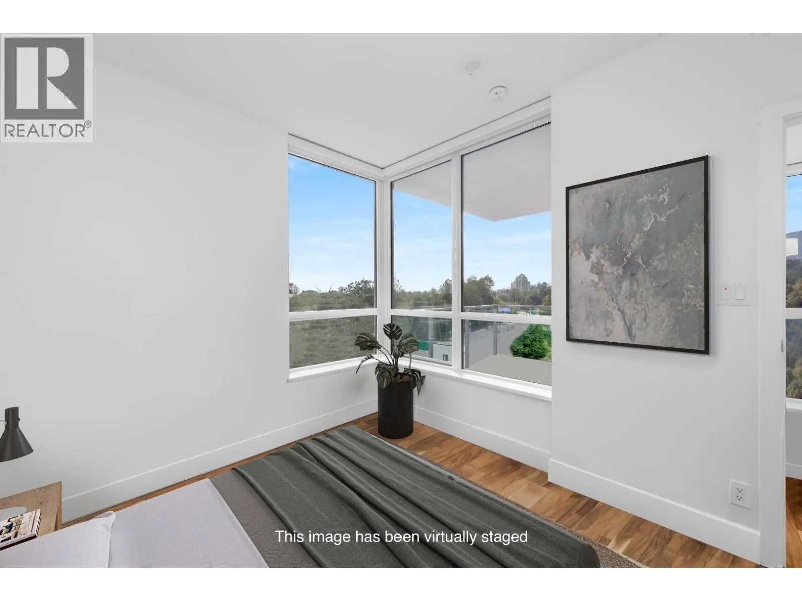 606 1632 LIONS GATE LANE