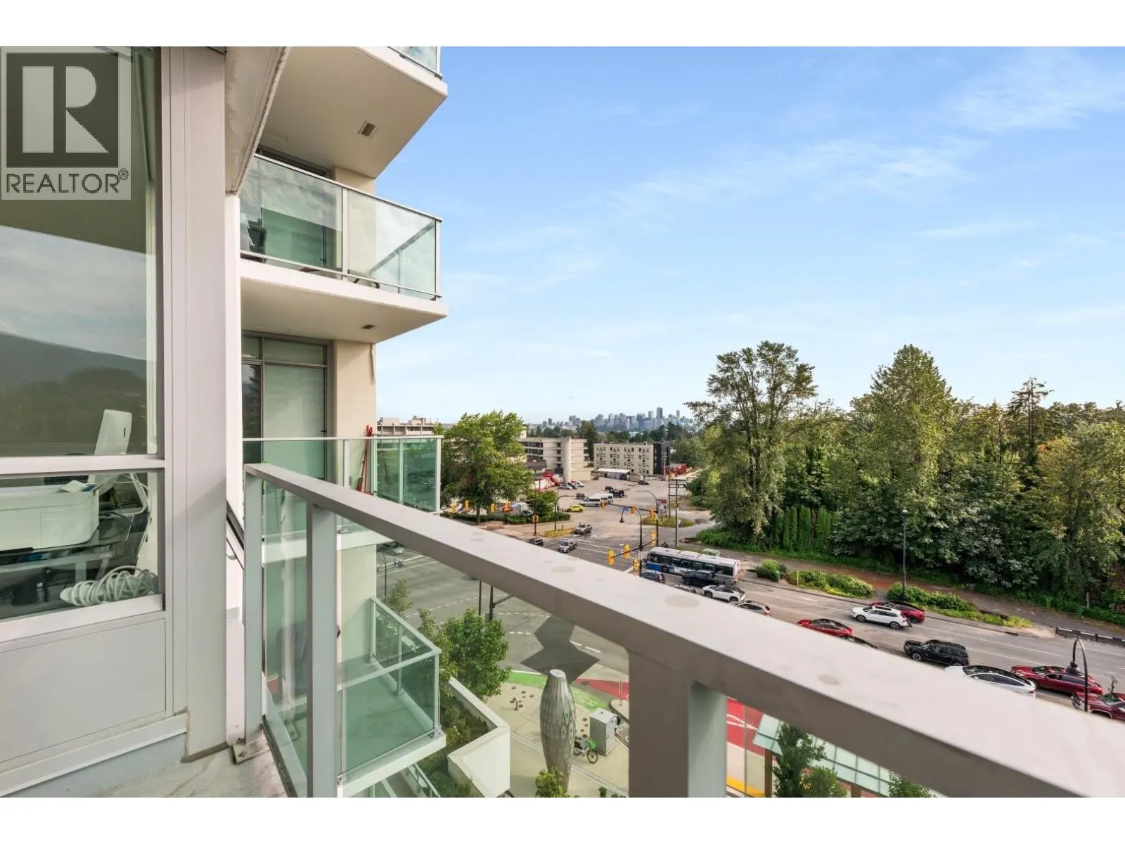 606 1632 LIONS GATE LANE