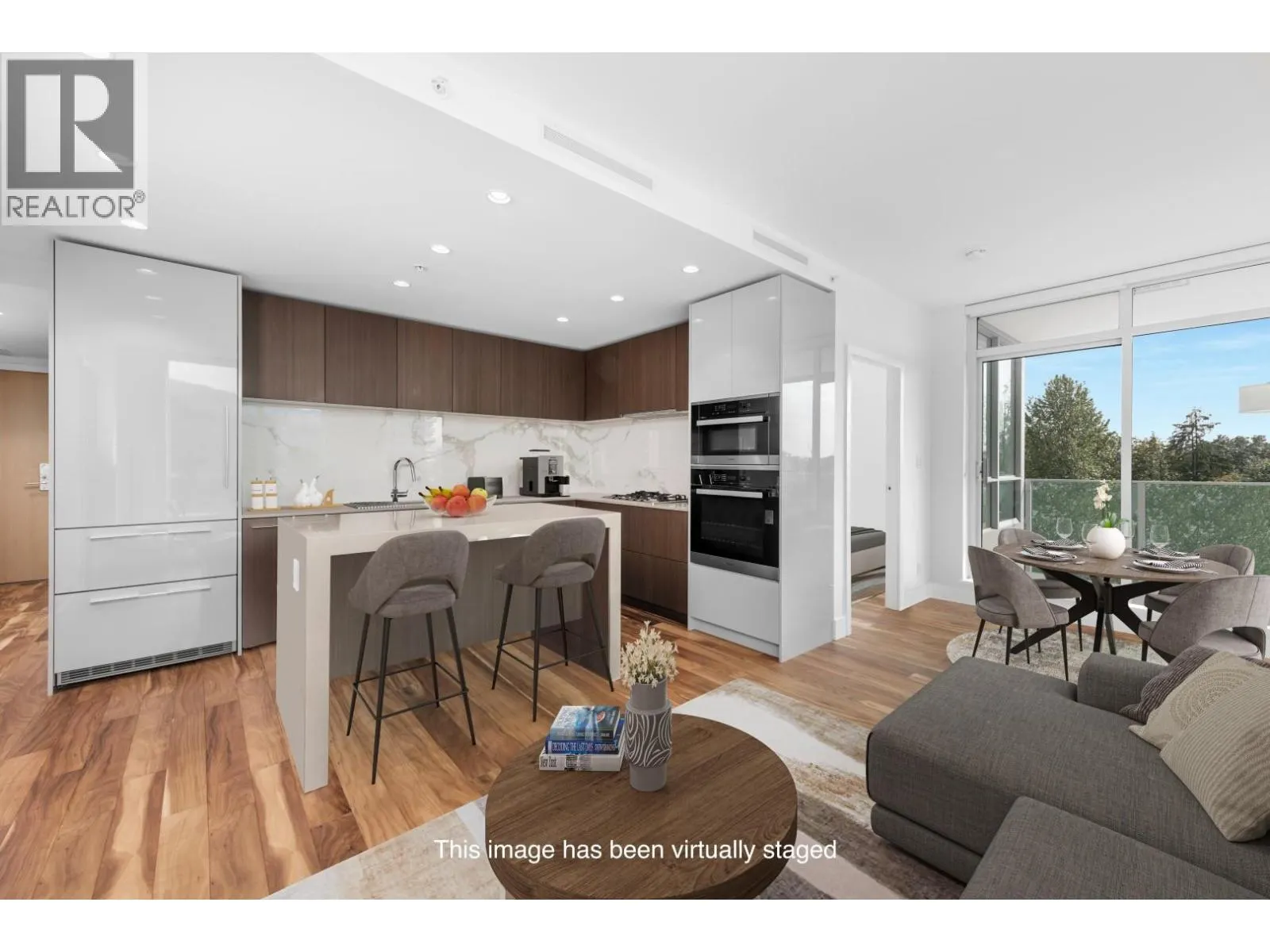 606 1632 LIONS GATE LANE