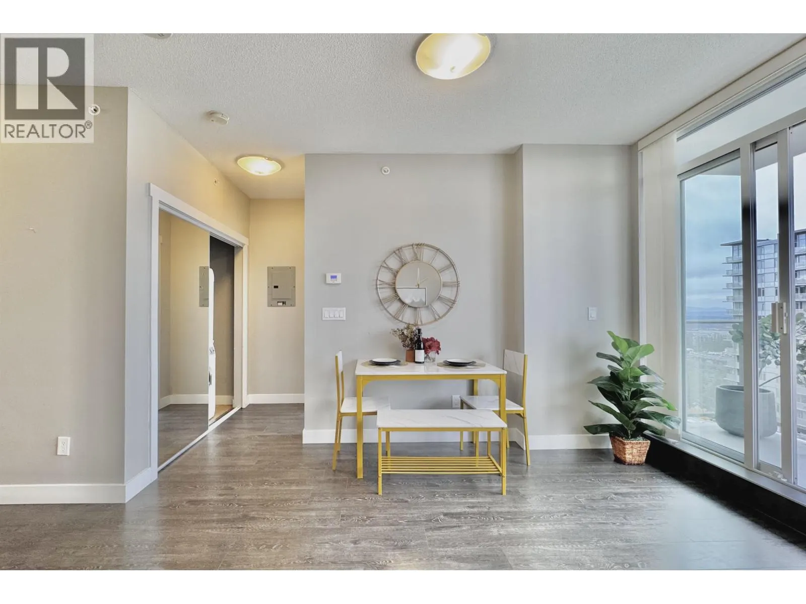 1103 9025 HIGHLAND COURT