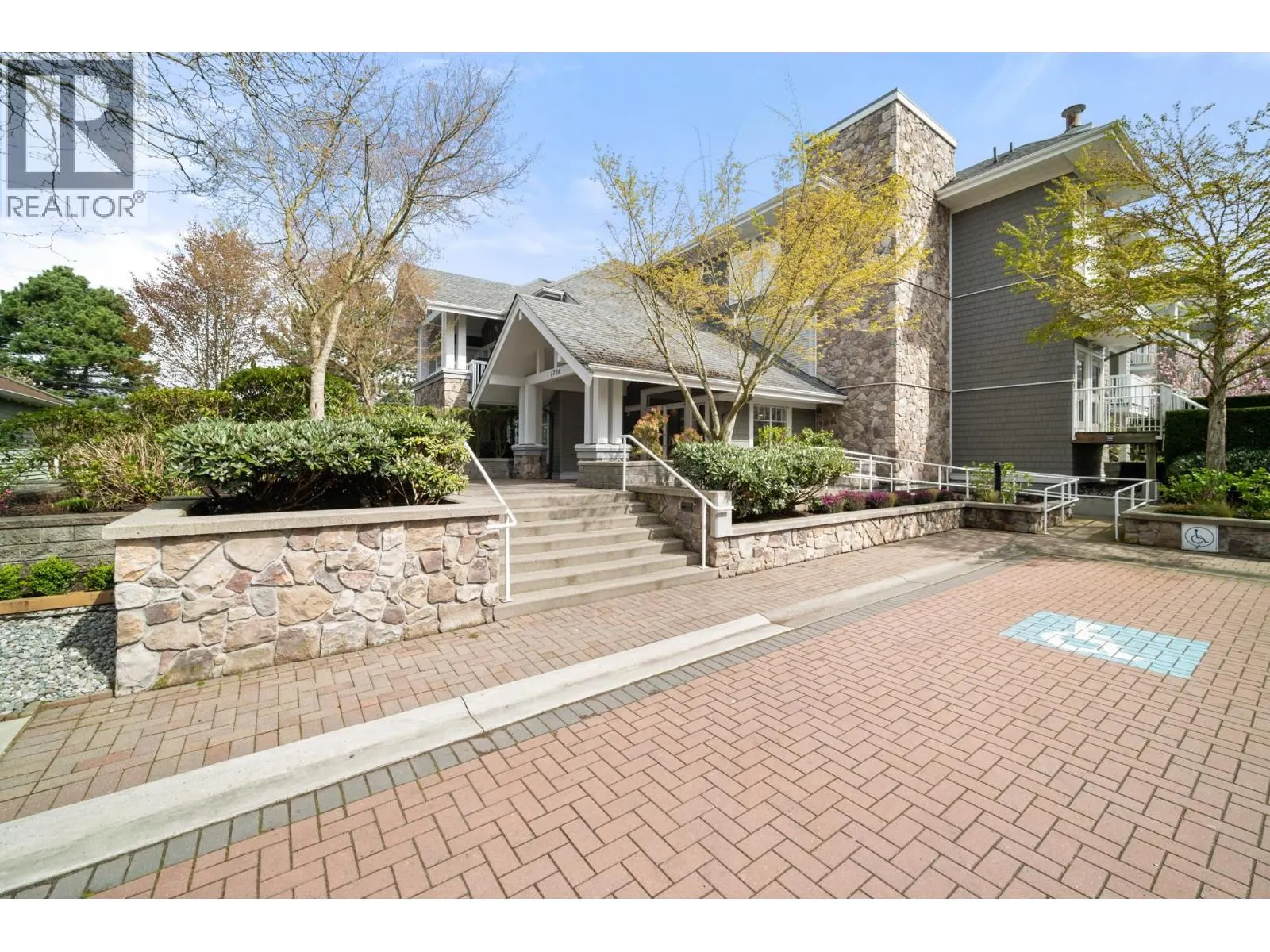 110 1706 56 STREET