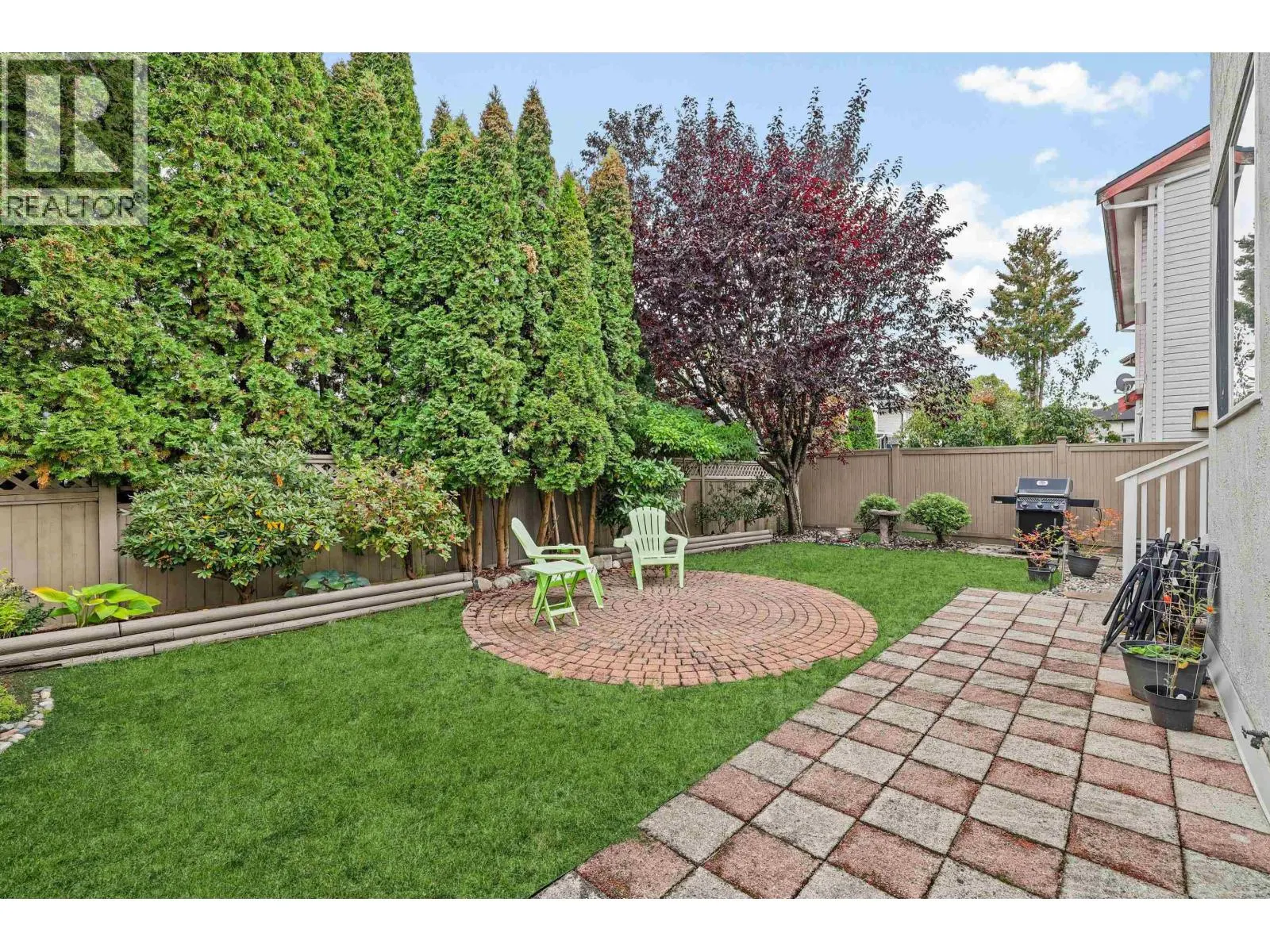 5551 ROWLING PLACE