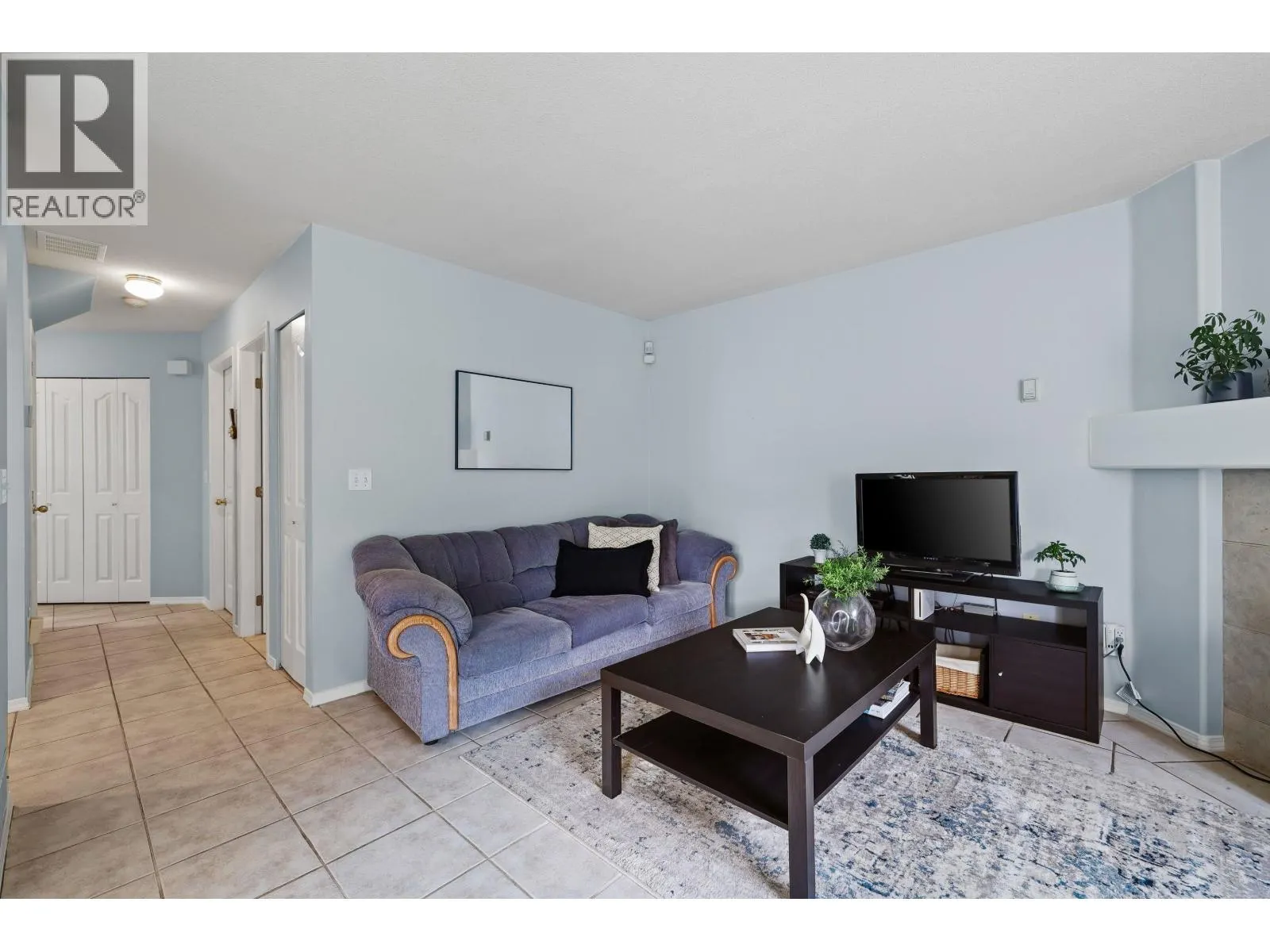 5551 ROWLING PLACE