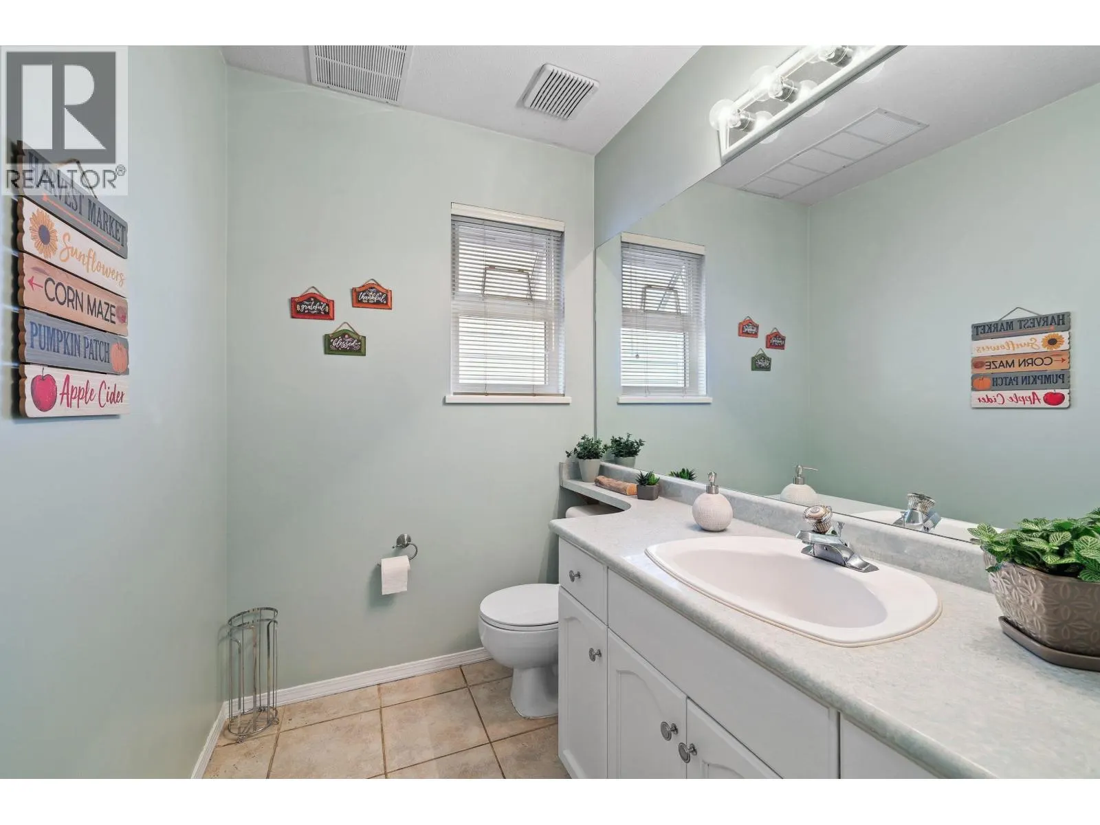 5551 ROWLING PLACE
