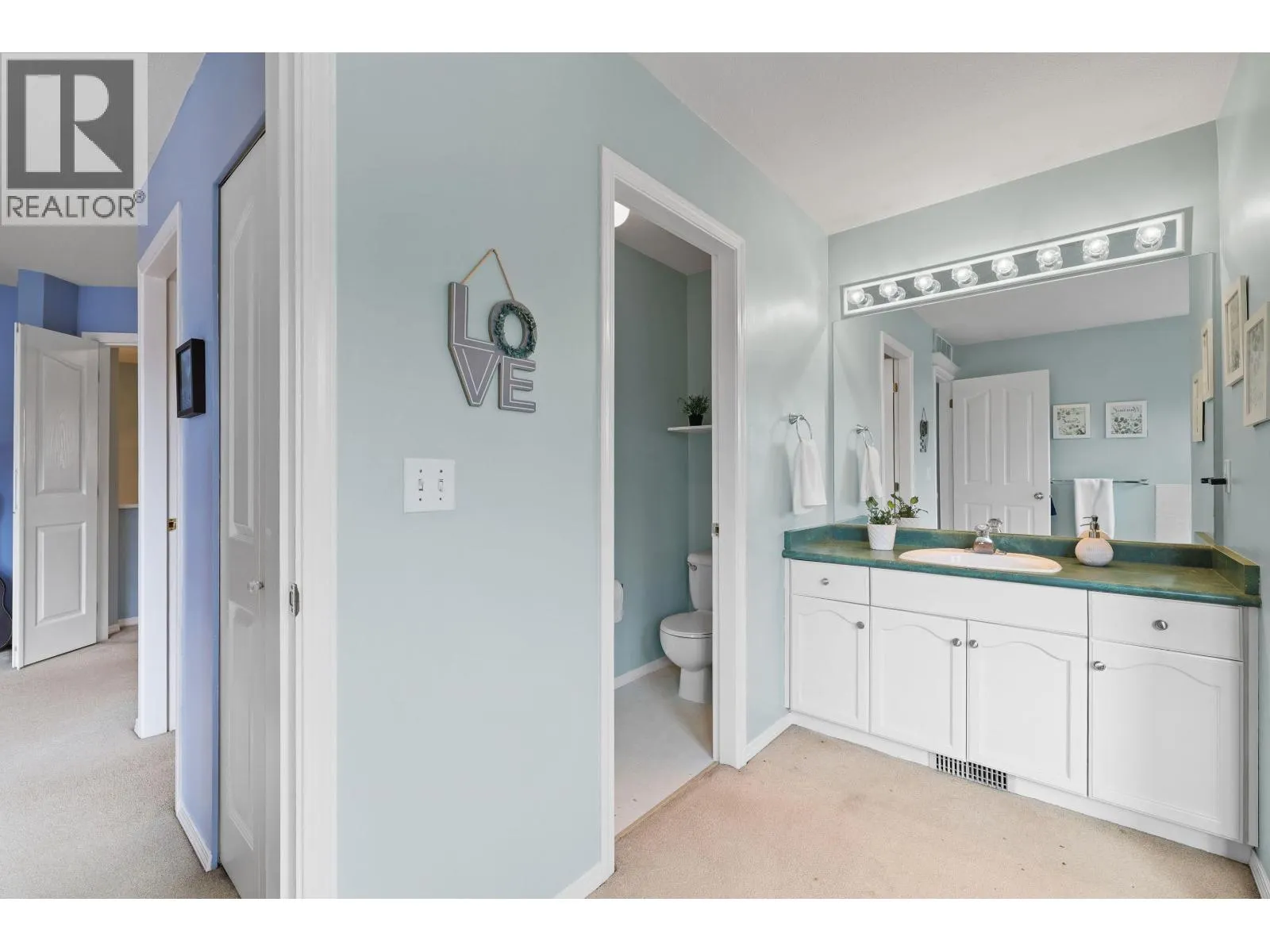 5551 ROWLING PLACE