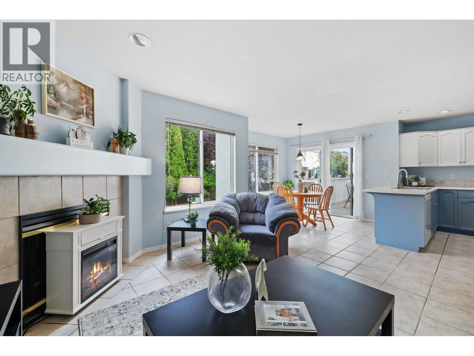5551 ROWLING PLACE