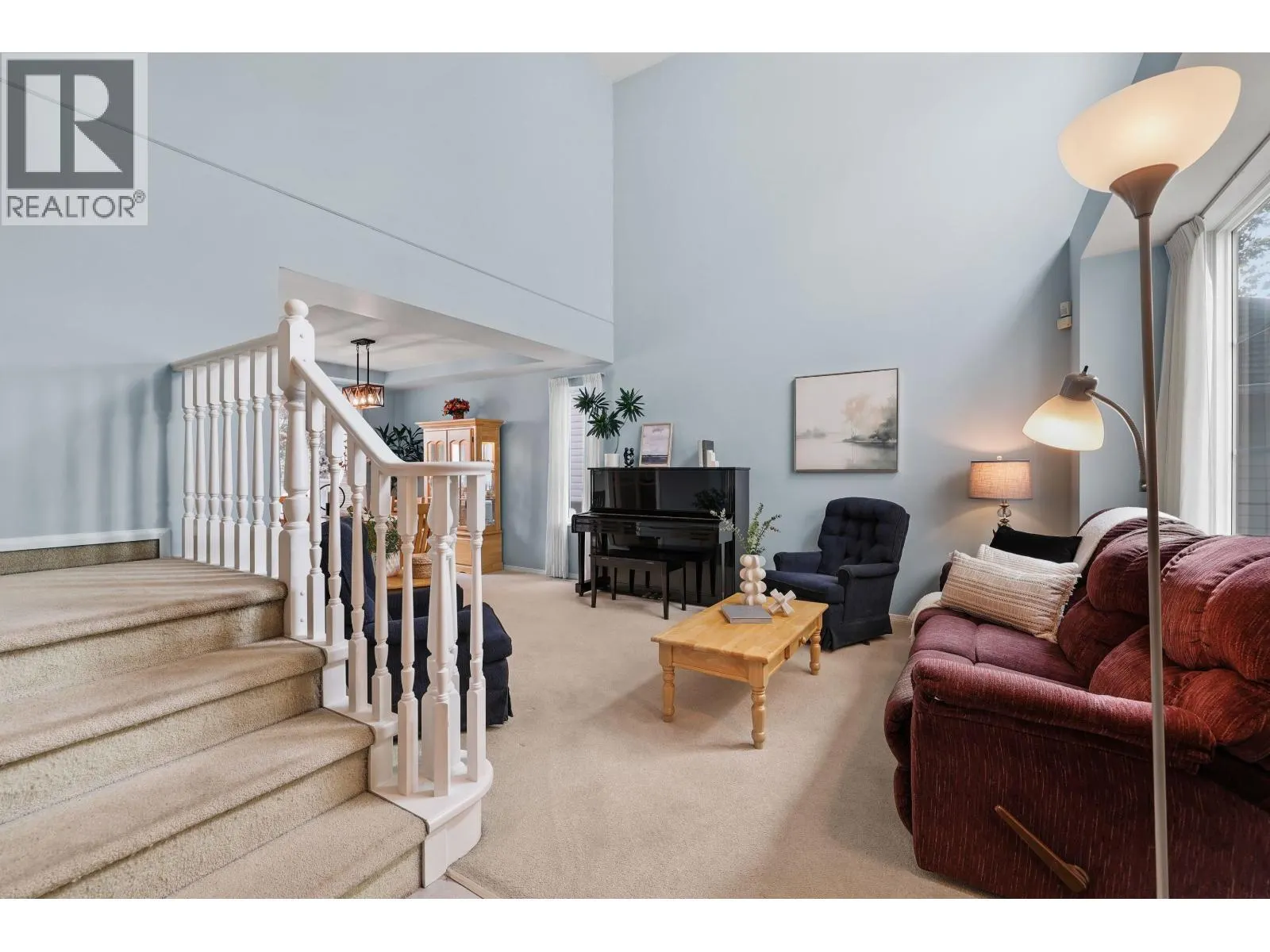 5551 ROWLING PLACE