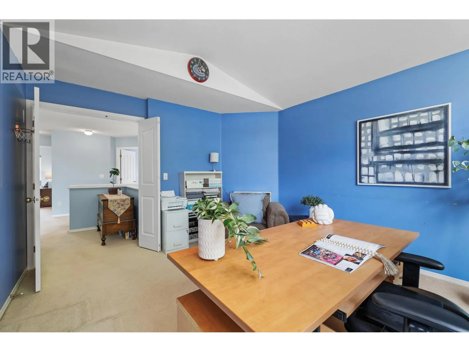 5551 ROWLING PLACE