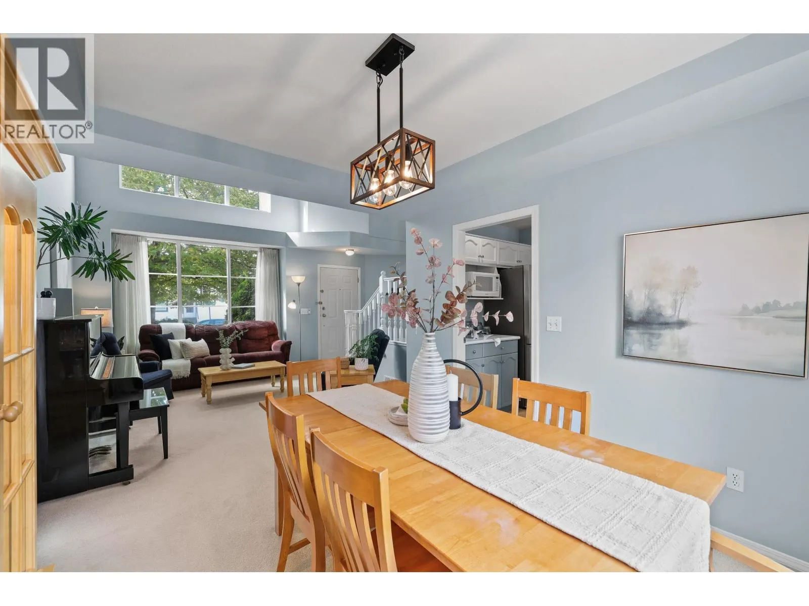 5551 ROWLING PLACE